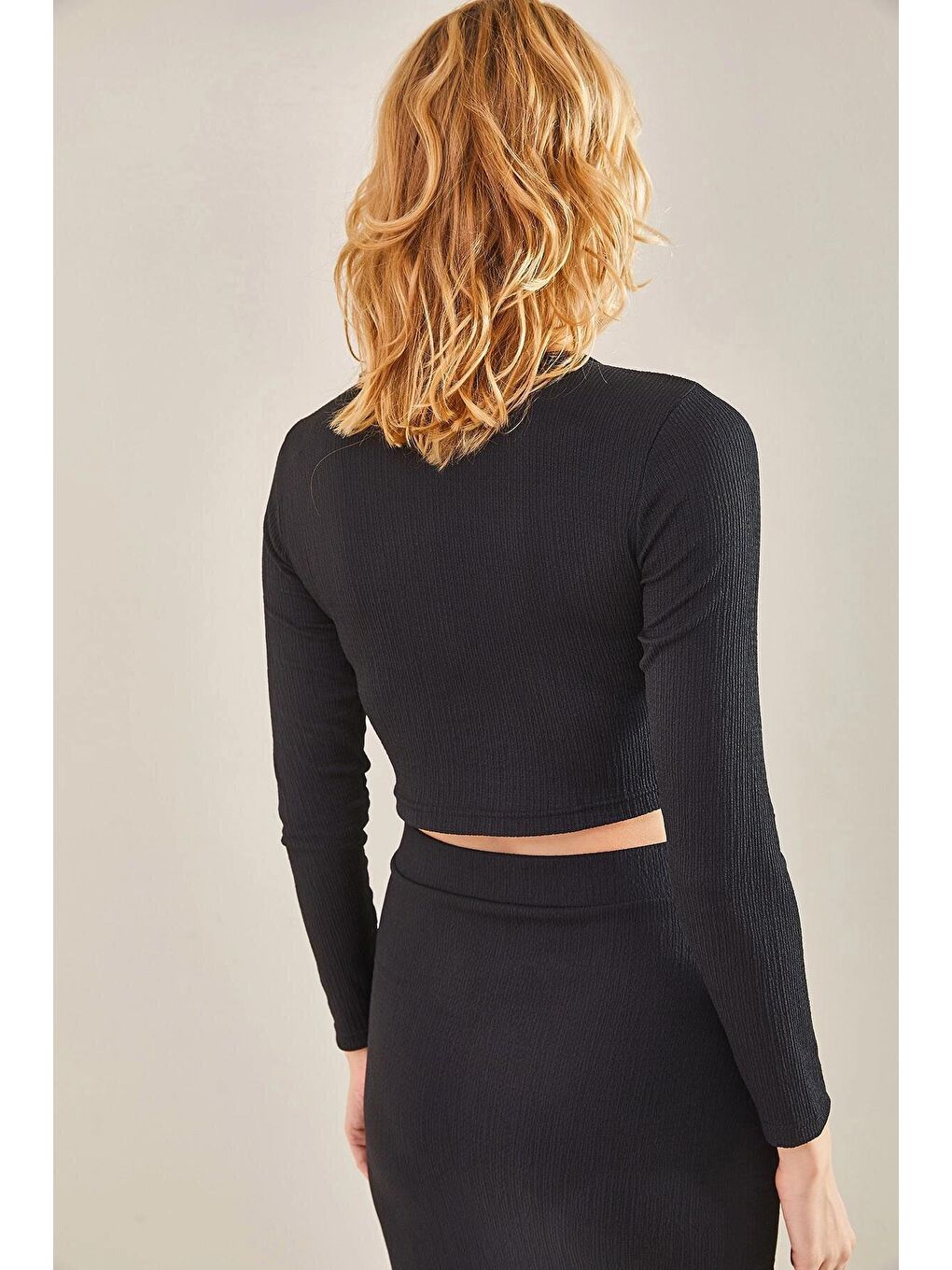 Siyah Kadın Önü Zincir Detaylı Börümcük Bluz-2