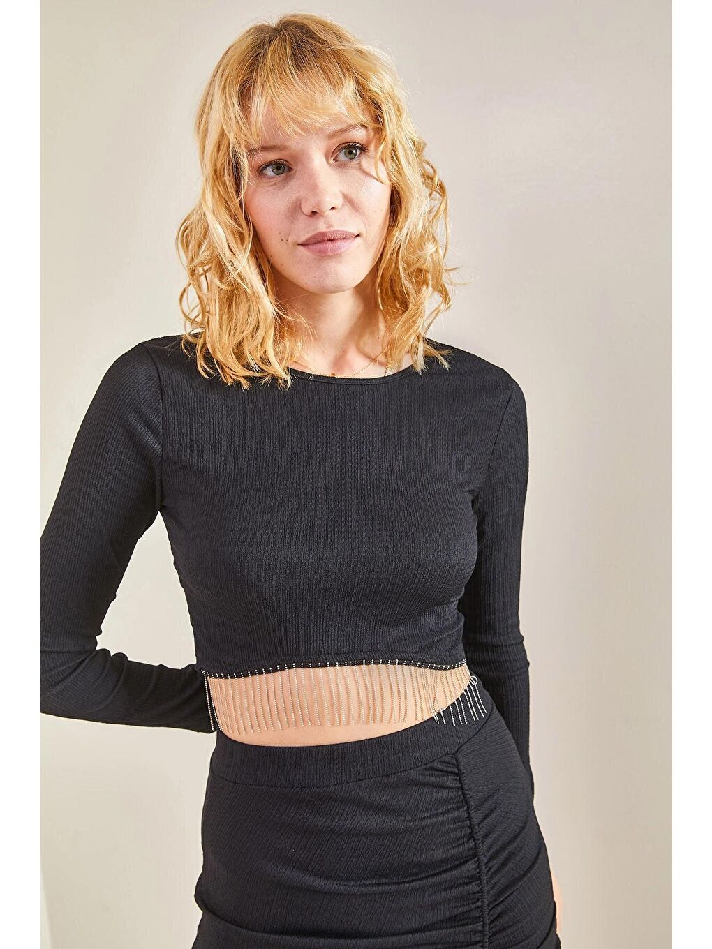 Siyah Kadın Önü Zincir Detaylı Börümcük Bluz-3