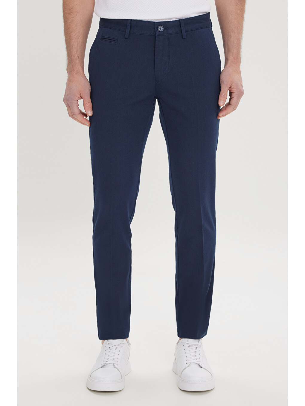 Erkek Lacivert Slim Fit Dar Kesim Yan Cepli Pamuklu Esnek Armürlü Pantolon