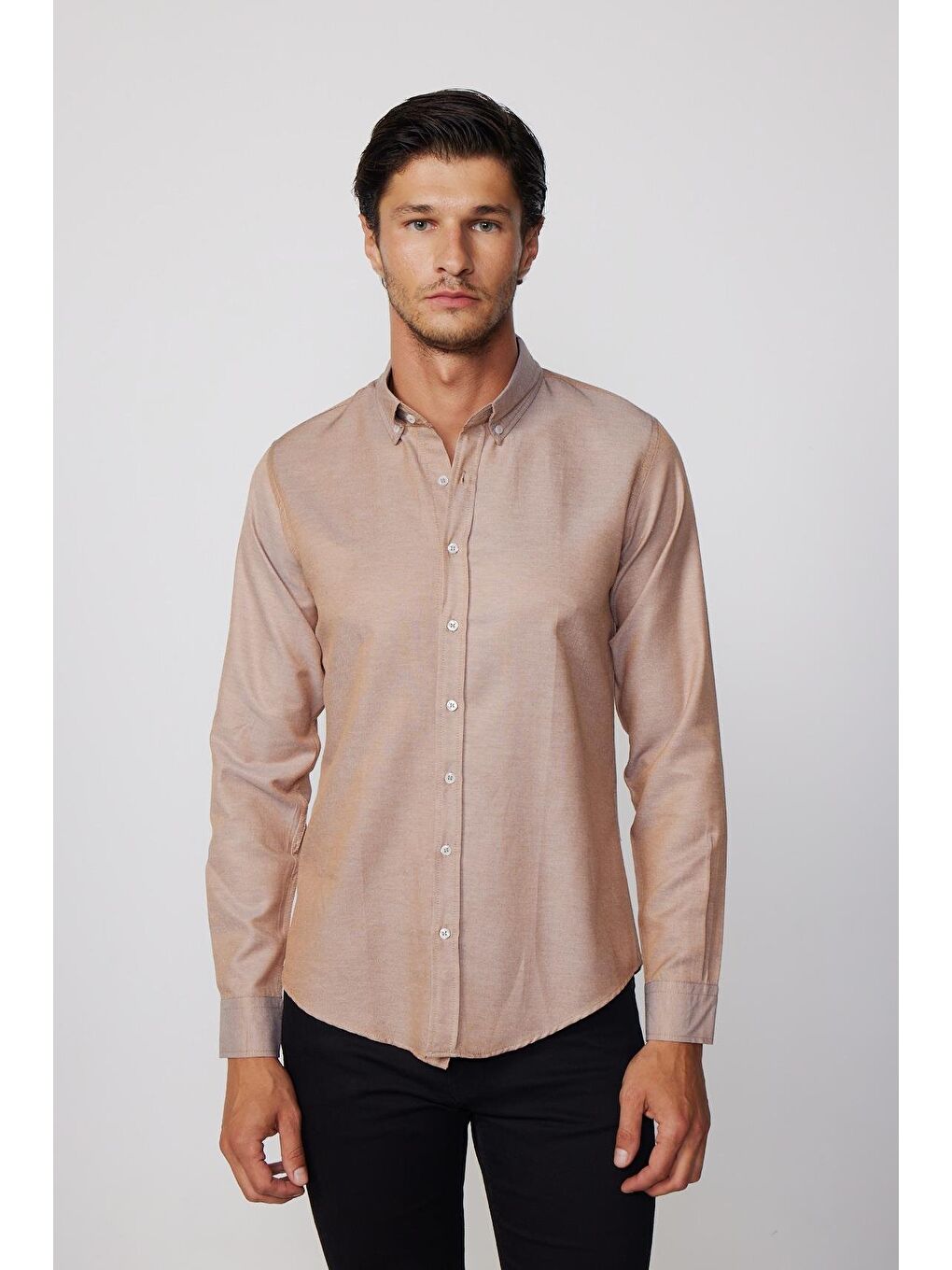 Bej Slim Fit Uzun Kollu Düğmeli Yaka Pamuklu Kolay Ütü Düz Erkek Gömlek