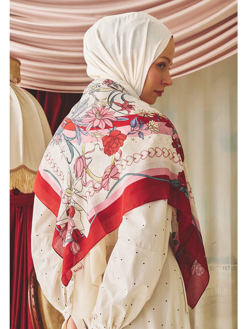 Kırmızı Once Upon A Love Desen Floş Viskon Eşarp Romantic Red