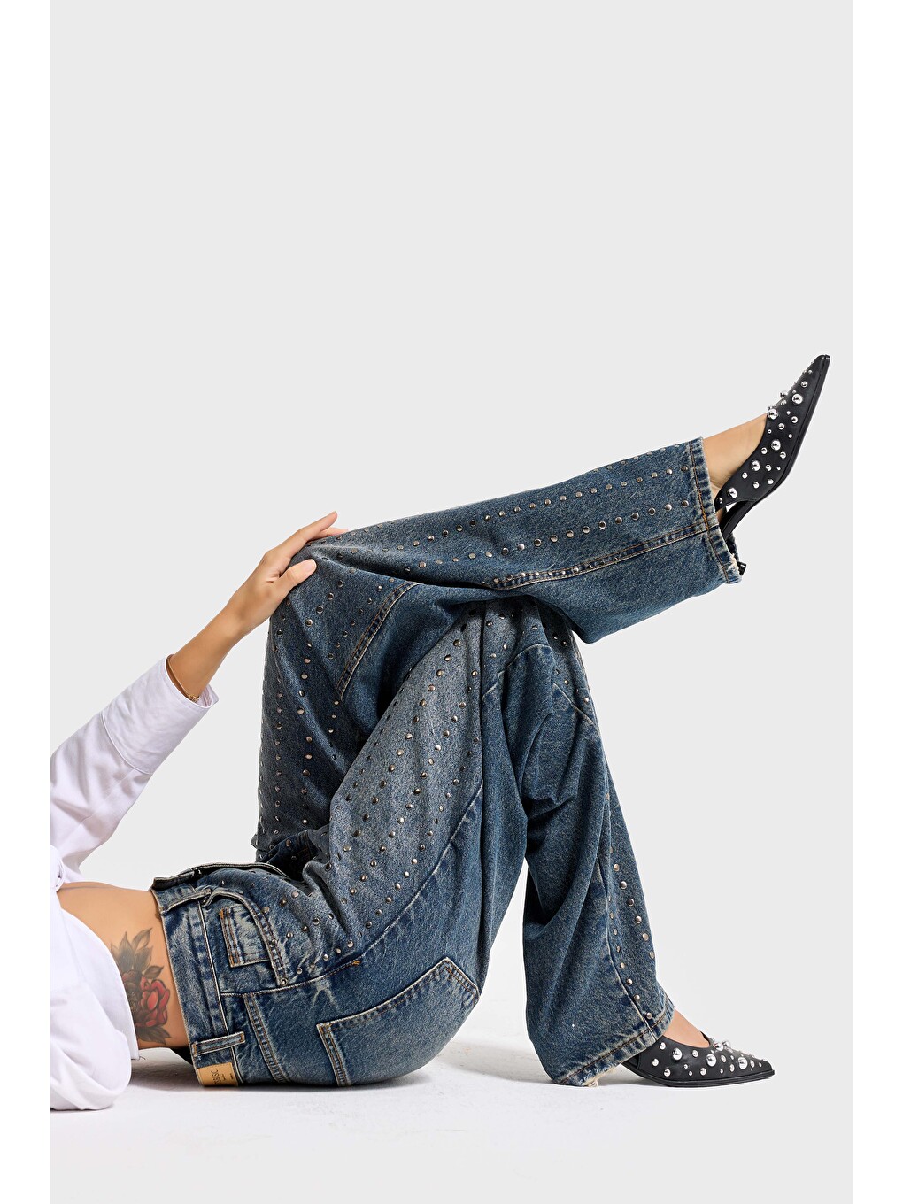 Mavi Taş Detaylı Skater Fit Tasarım Denim Jean-4