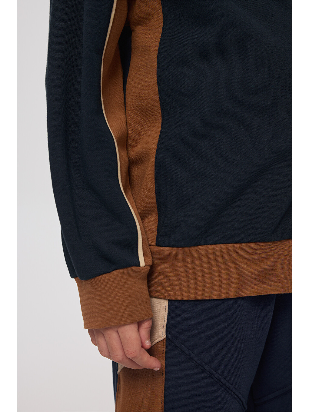 Erkek Çocuk Kapüşonlu Lacivert Sweatshirt-5