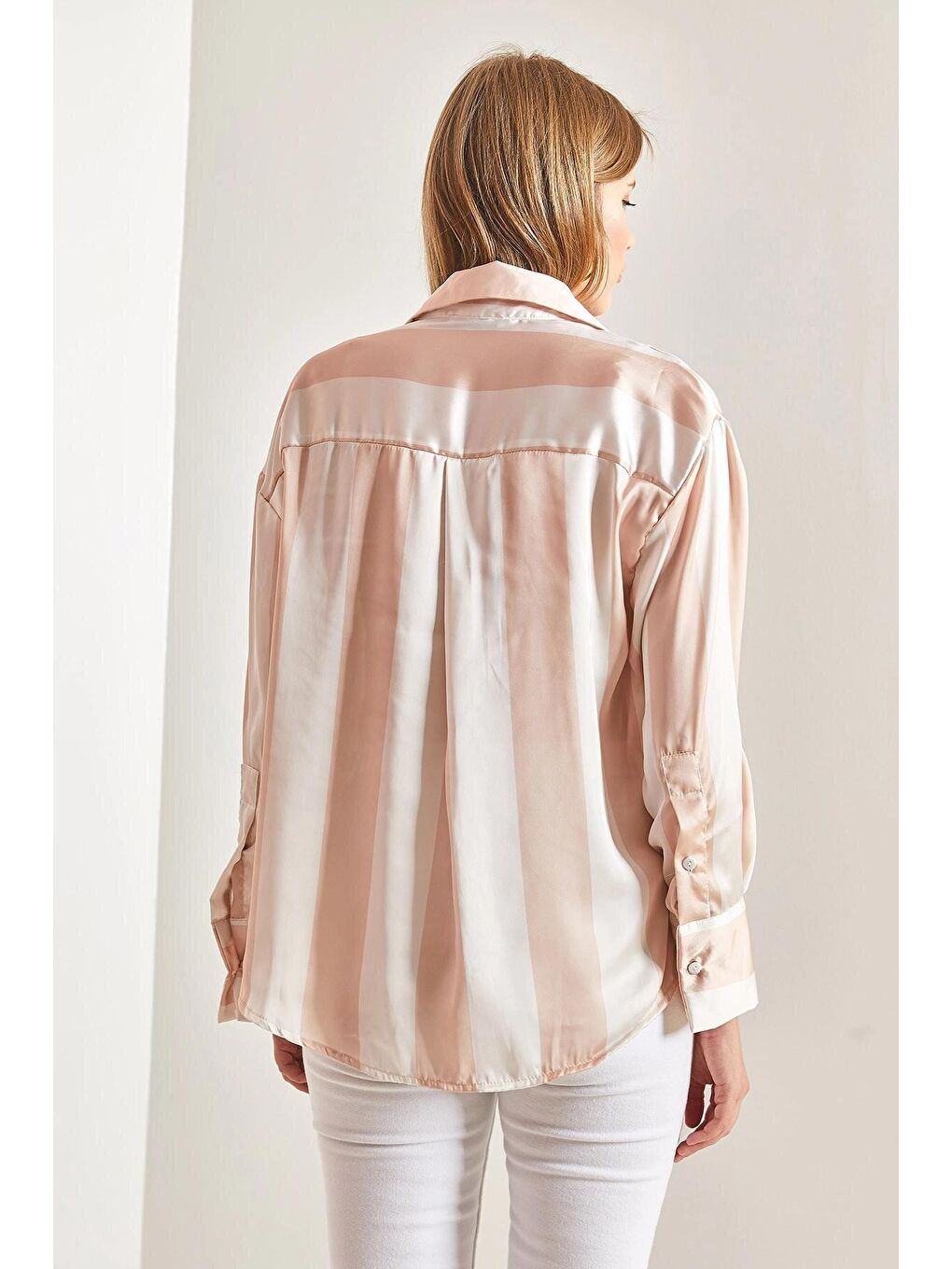 Ekru Kadın Kalın Çizgili Saten Gömlek-1