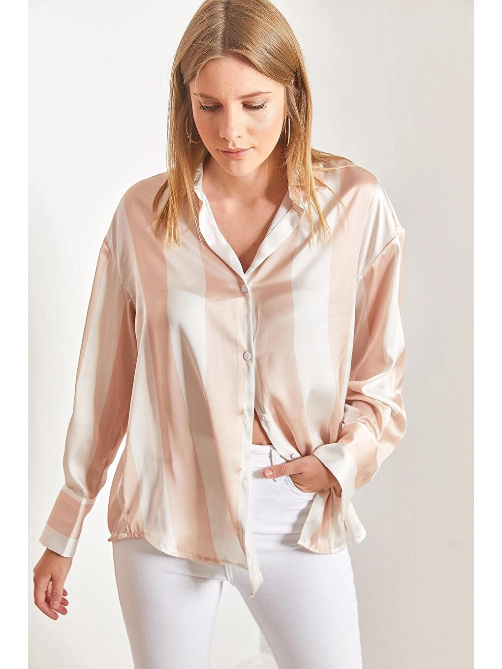 Ekru Kadın Kalın Çizgili Saten Gömlek-2