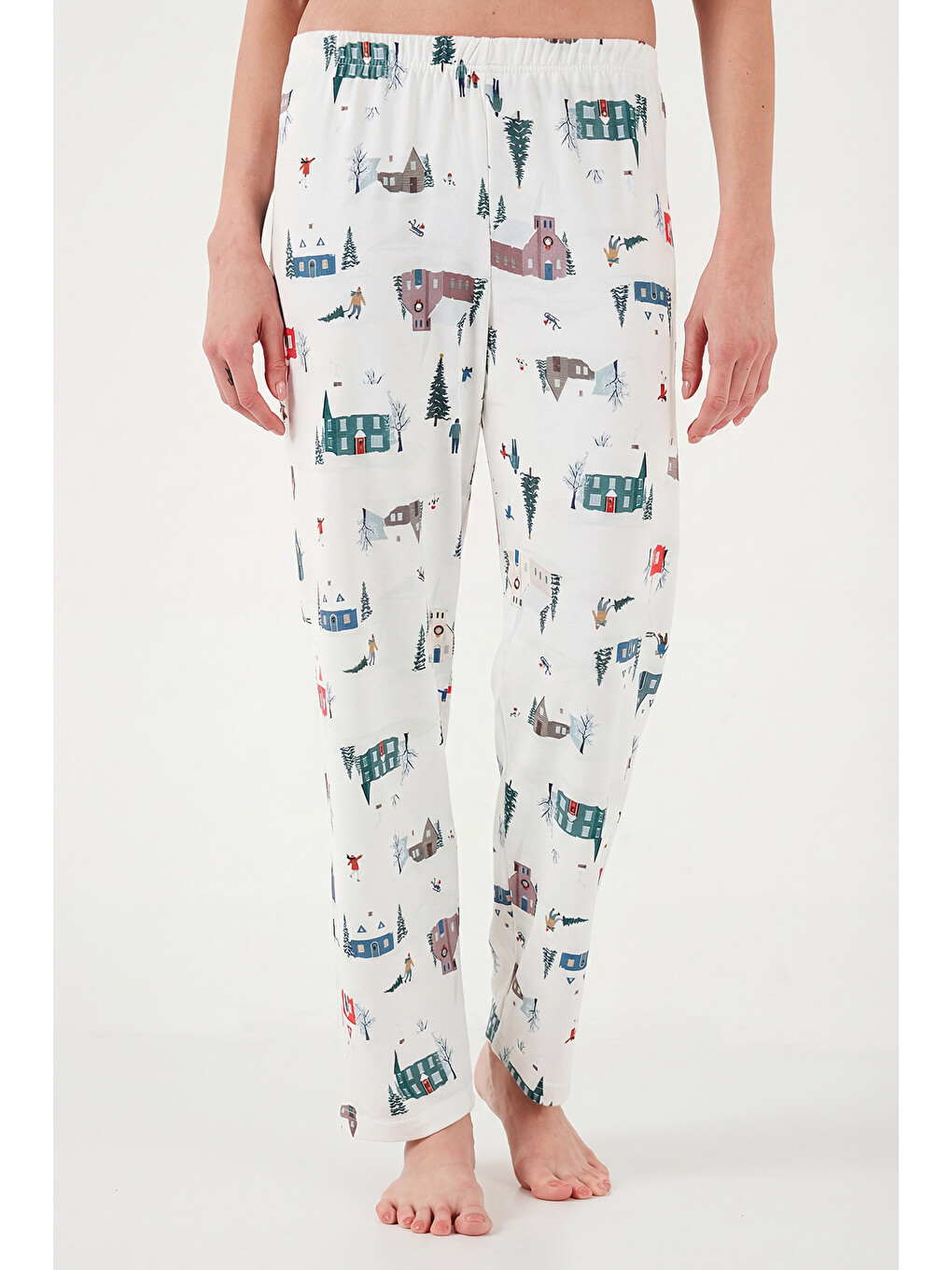 Yeşil Desenli Regular Fit Apaş Yaka Beli Lastikli Bol Paça Kadın Pijama Takımı 65714300-5