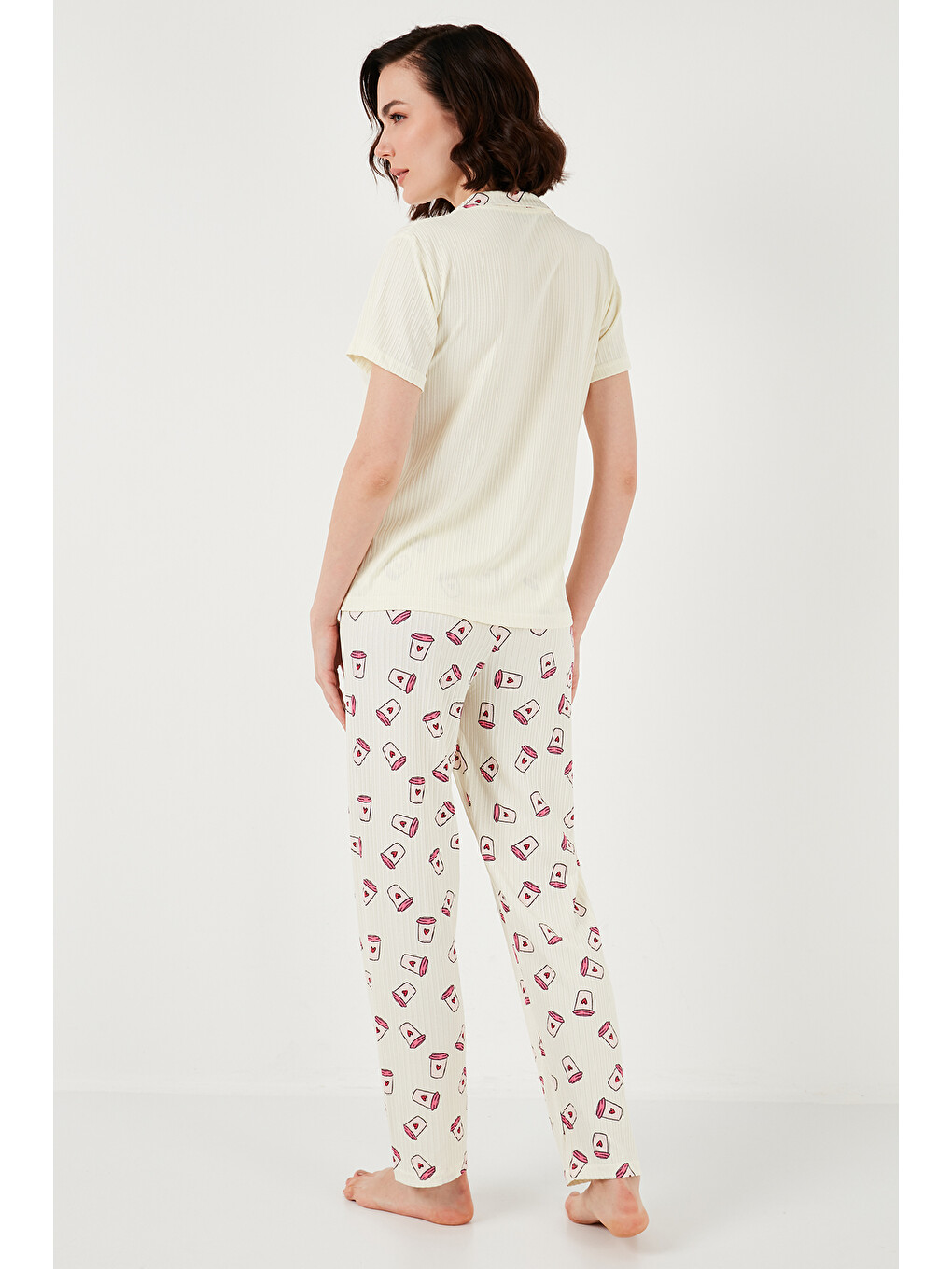 Bej Regular Fit Gömlek Yaka Kısa Kollu Pijama Takımı 65740102-5