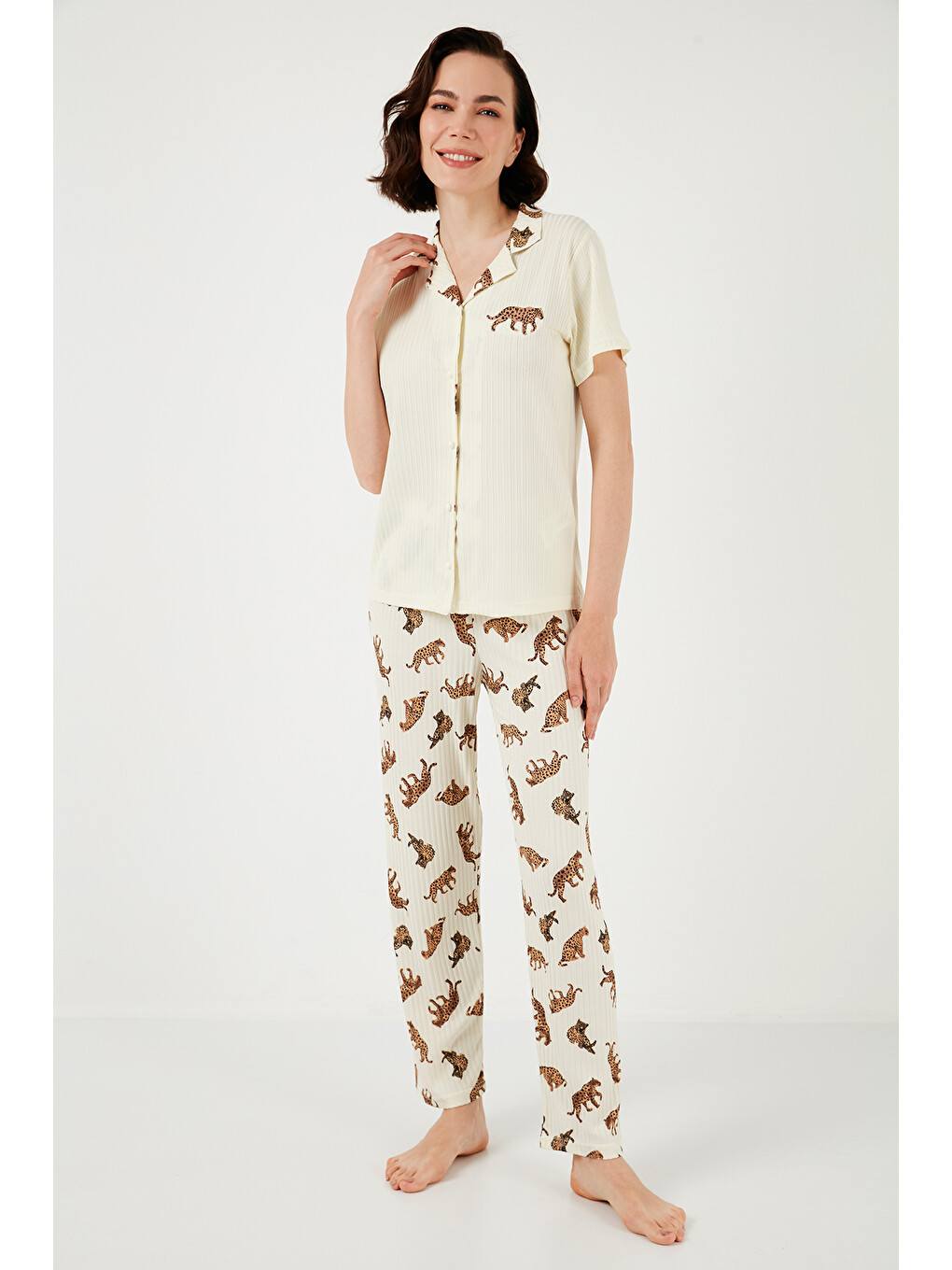 Bej Regular Fit Gömlek Yaka Kısa Kollu Pijama Takımı 65740102-4