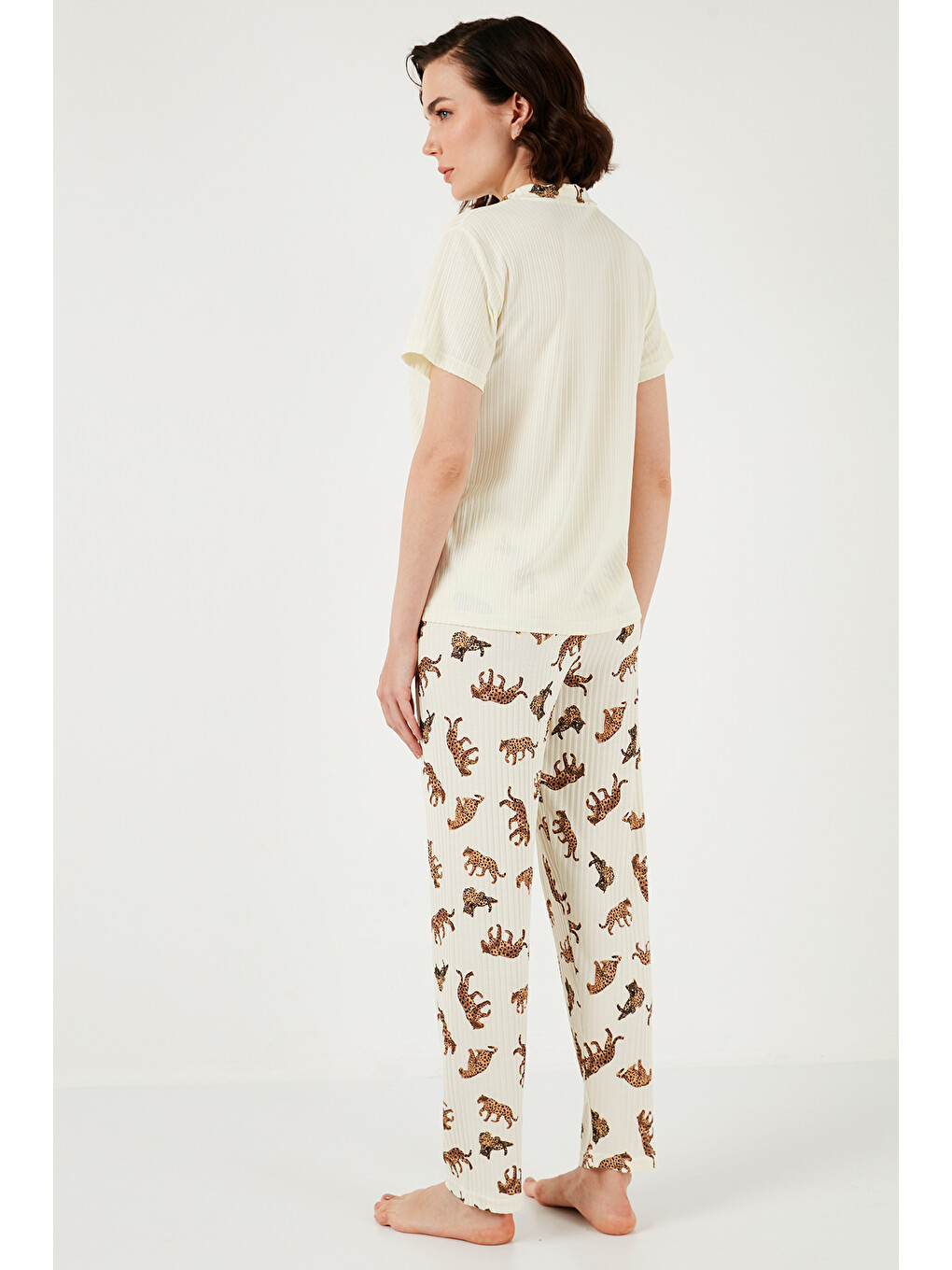 Bej Regular Fit Gömlek Yaka Kısa Kollu Pijama Takımı 65740102-5