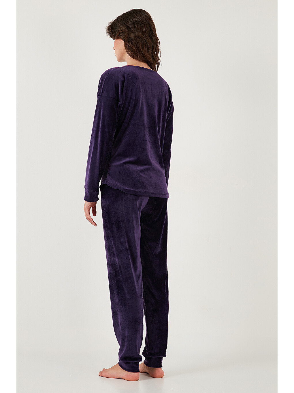 Mor Regular Fit Yumuşak Dokulu Kadife Kadın Pijama Takımı 6094200w4-6