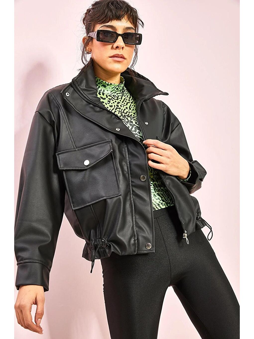 Siyah Kadın Çift Büyük Cepli Deri Ceket