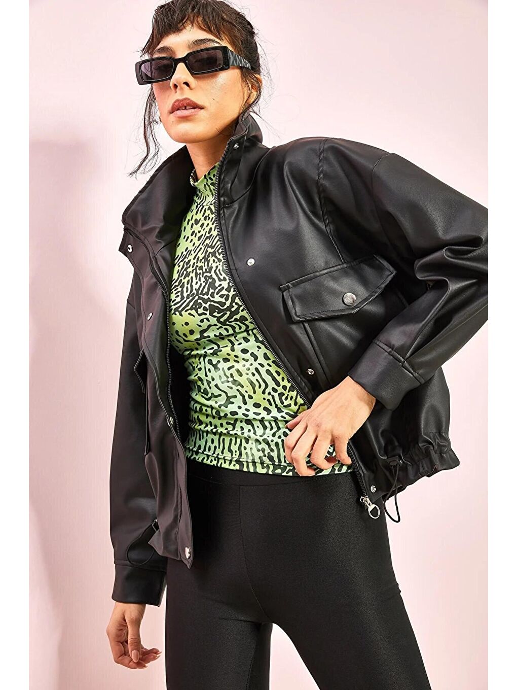Siyah Kadın Çift Büyük Cepli Deri Ceket-3