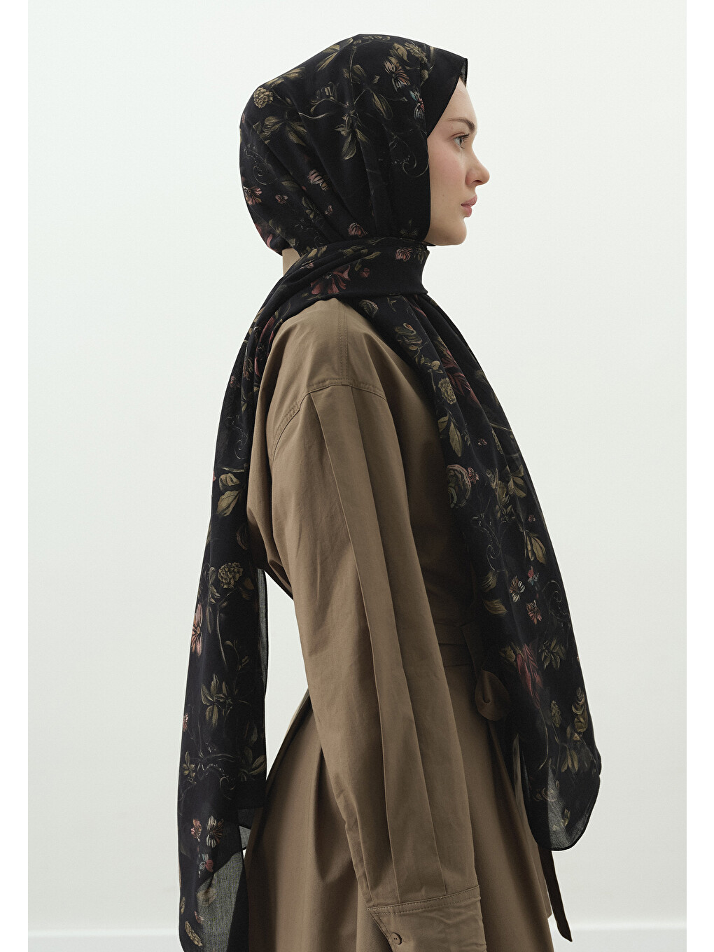 Gisele Desenli Pamuk Viskon Şal Siyah-3