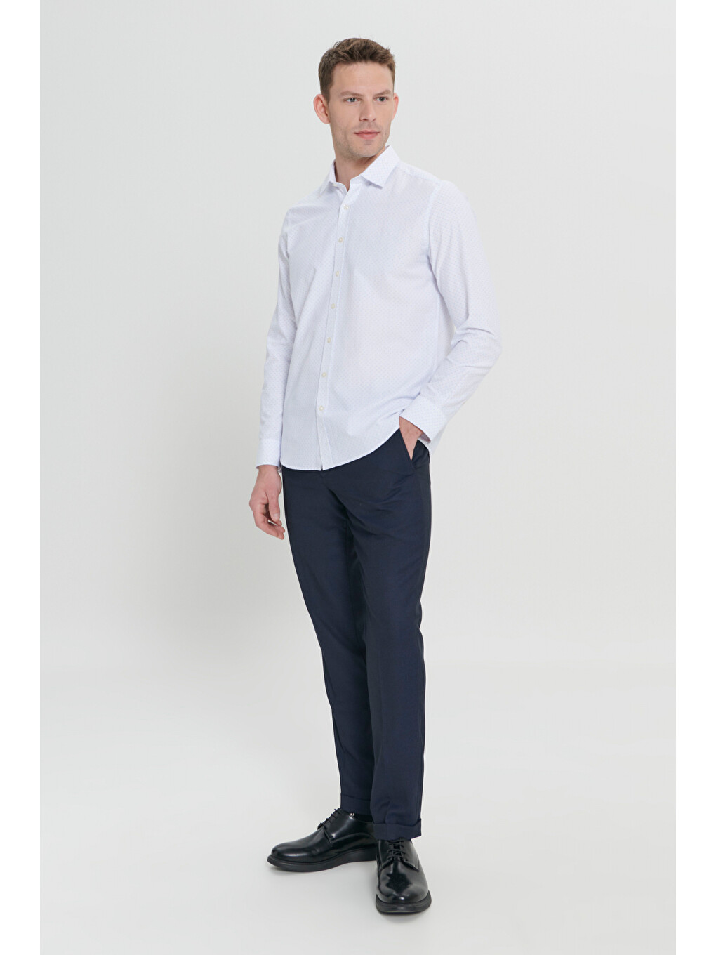 Erkek Beyaz-Mavi Slim Fit Dar Kesim Klasik Yaka Pamuklu Armürlü Gömlek-1