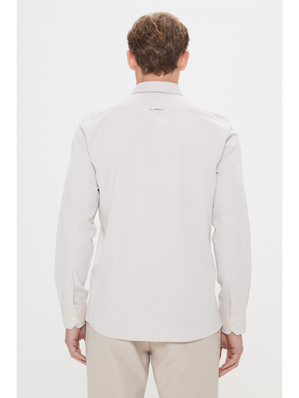 Erkek Bej Slim Fit Dar Kesim Düğmeli Yaka Armürlü Pamuklu Gömlek-4