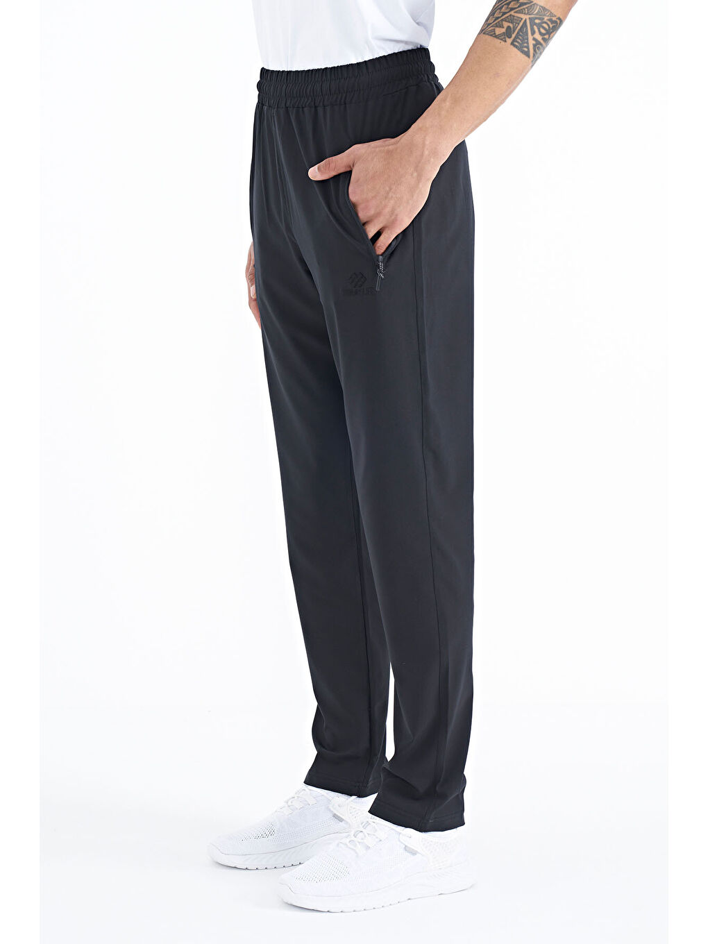 Siyah Erkek Fermuarlı Üç Cepli Standart Kalıp Klasik Paça Eşofman Alt - 84768-4