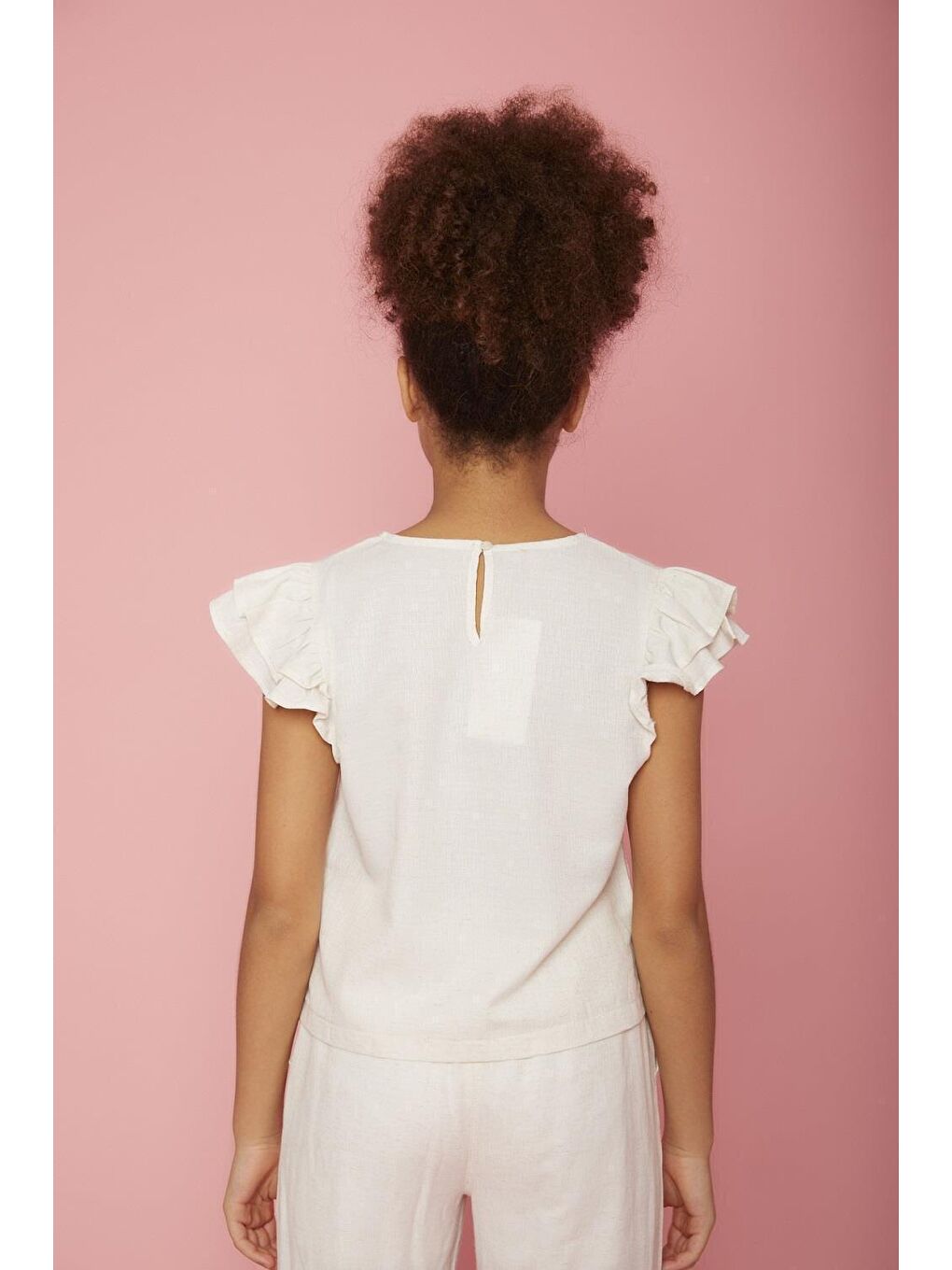 Ekru Kız Çocuk Keten Dantelli Takım-3