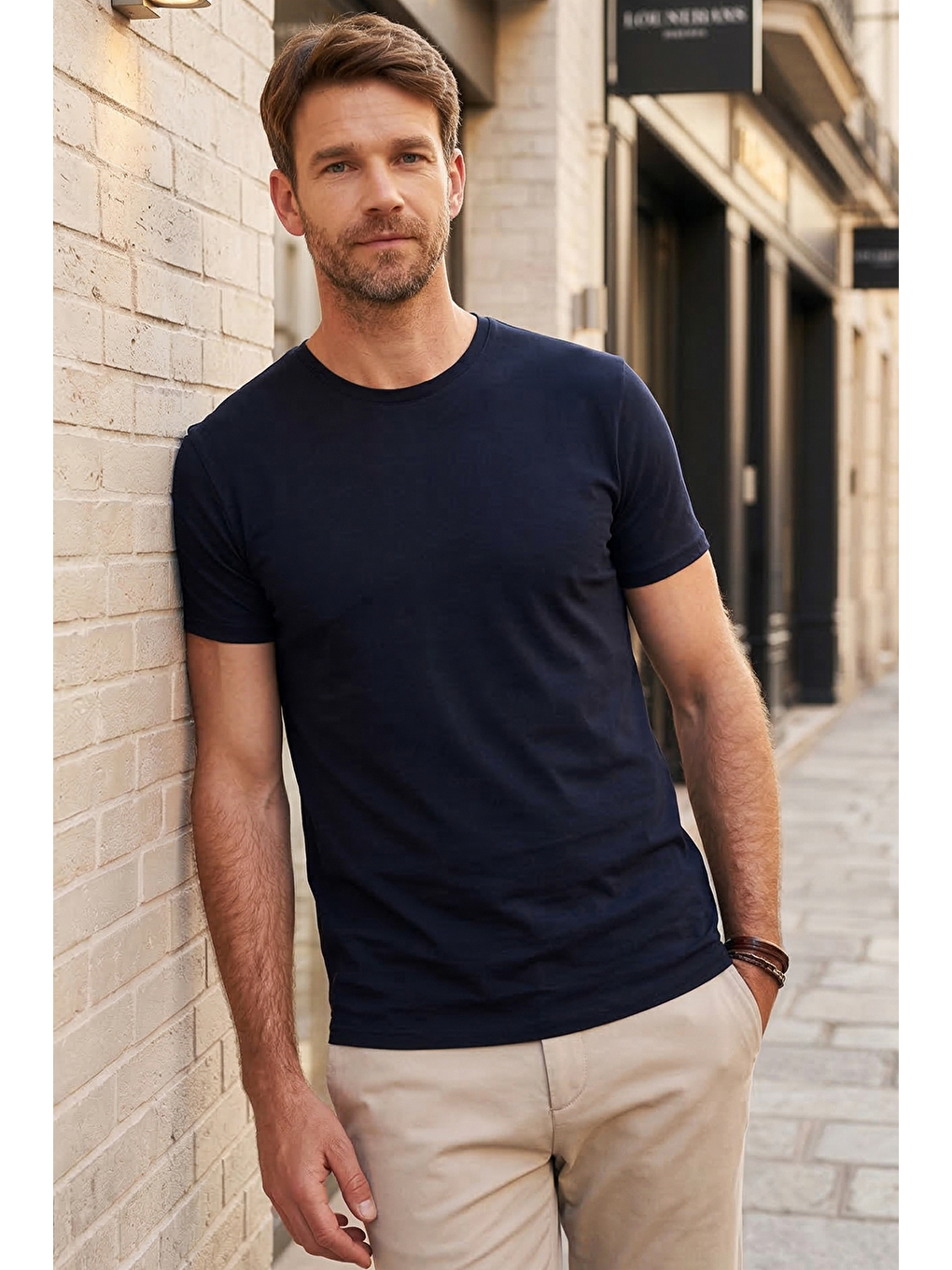 Erkek Slim Fit Lacivert Bisiklet Yaka %100 Pamuk Dar Kesim Basic Tişört-1