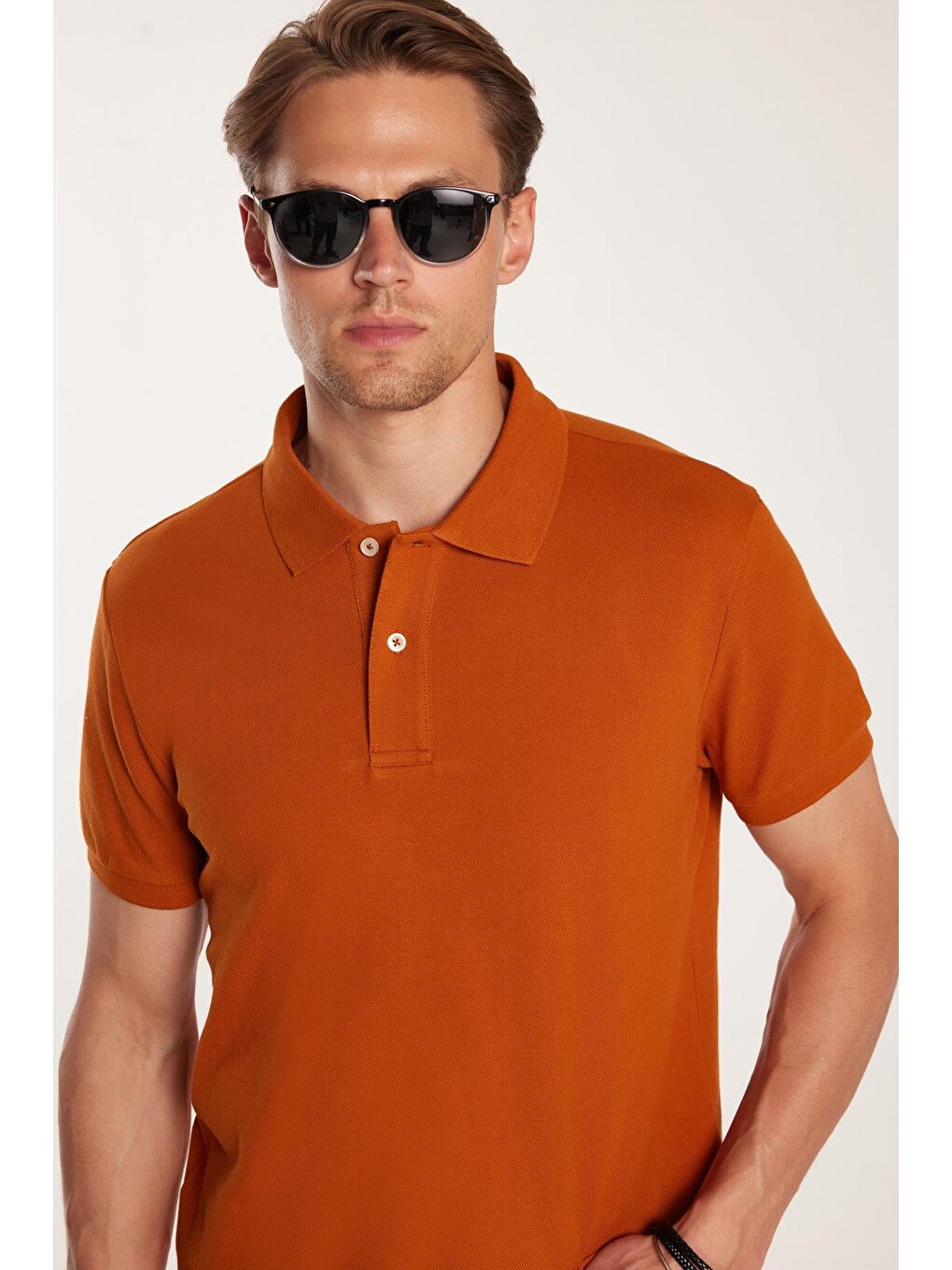 Kahverengi Erkek Slim Fit Dar Kesim %100 Pamuk Kiremit Polo Yaka Tişört-1