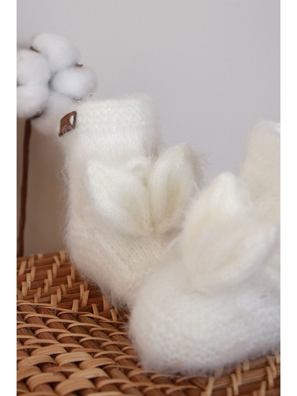 Bej Beyaz Tavşan Kulaklı Örgü Patik Bebek 0-12 Ay-2