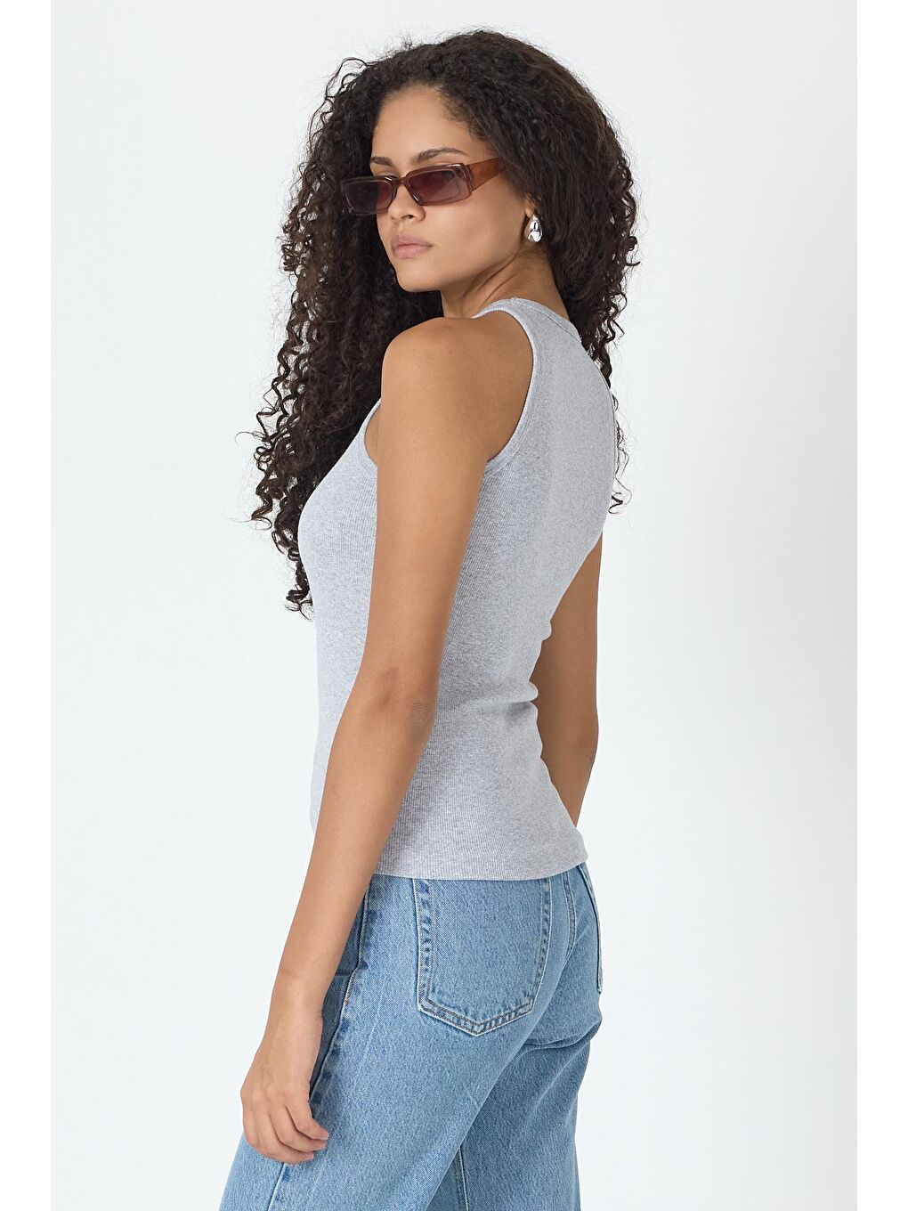 Fitilli Regular Fit Normal Kalıp Gri Bisiklet Yaka Sıfır Kol Pamuklu Kadın Atlet MTLCB112-4