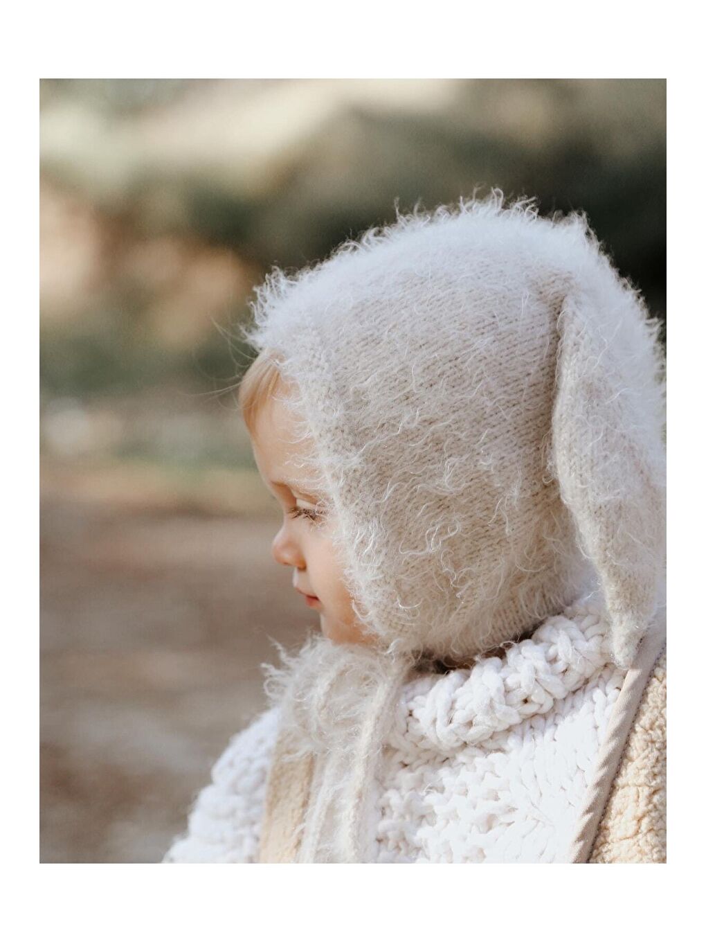 Bej Tavşan Kulaklı Bebek Beresi Model 9-2