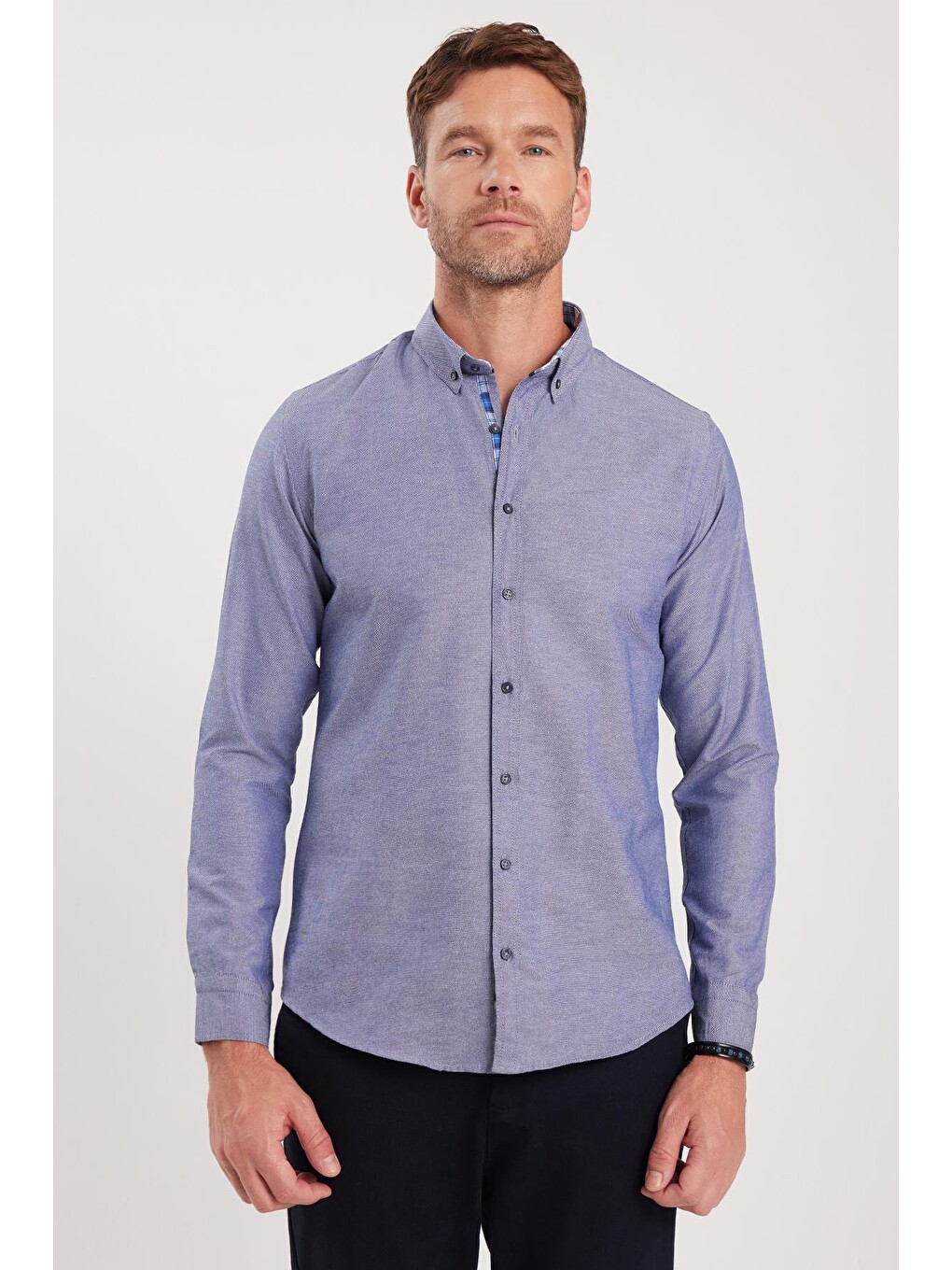 Erkek Slim Fit Dar Kesim Uzun Kollu Pamuklu Oxford Doku Lacivert Düğmeli Yaka Gömlek-4