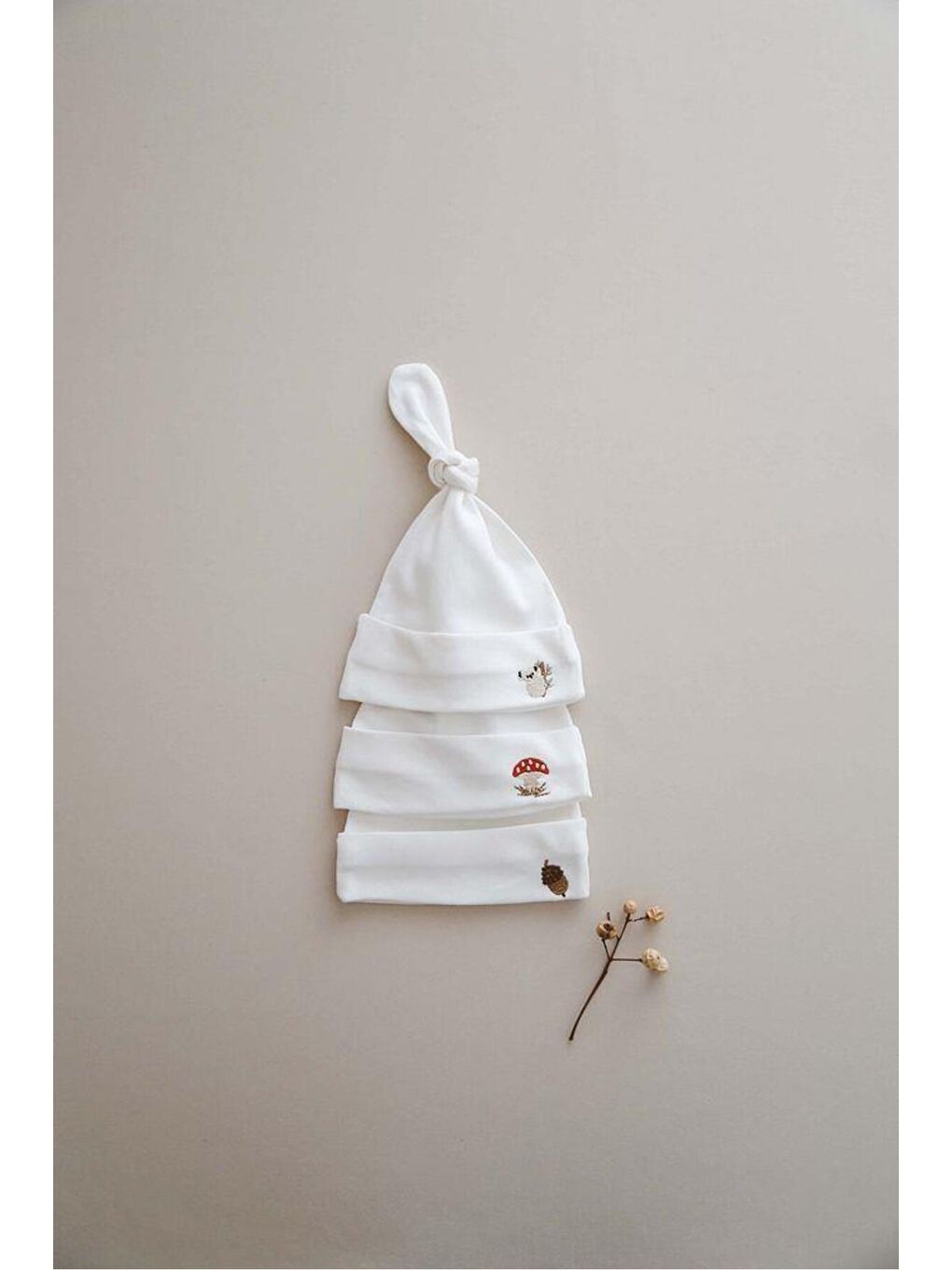 Beyaz 3lü Yenidoğan Nakışlı Şapka Model 1-5