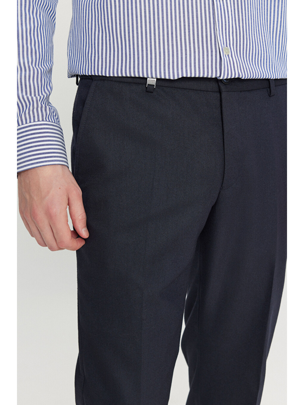 Erkek Lacivert Slim Fit Dar Kesim Gizli Lasiktli Yan Cepli Esnek Klasik Pantolon-3