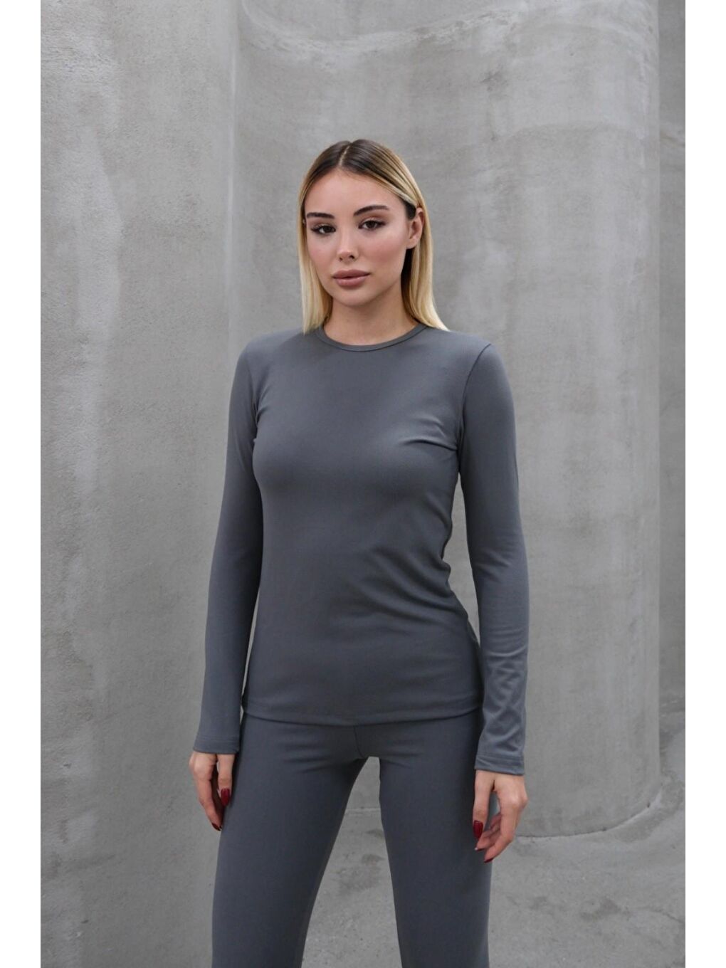 Gri Kadın Uzun Kol Bisiklet Yaka Termal Takım 405152 / 409003 Füme