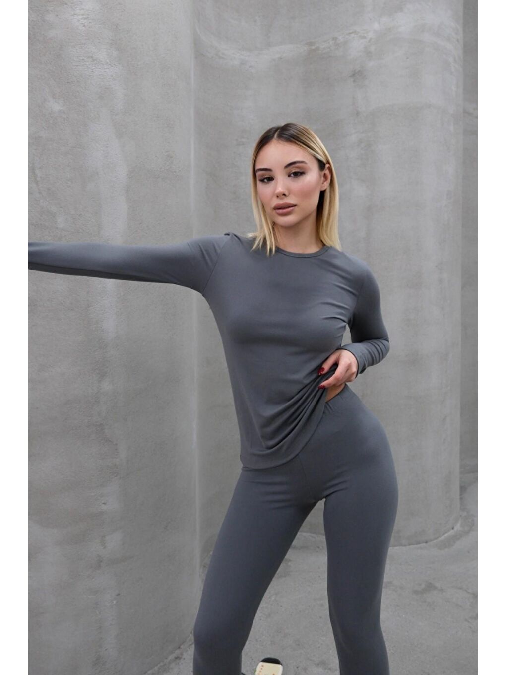 Gri Kadın Uzun Kol Bisiklet Yaka Termal Takım 405152 / 409003 Füme-3