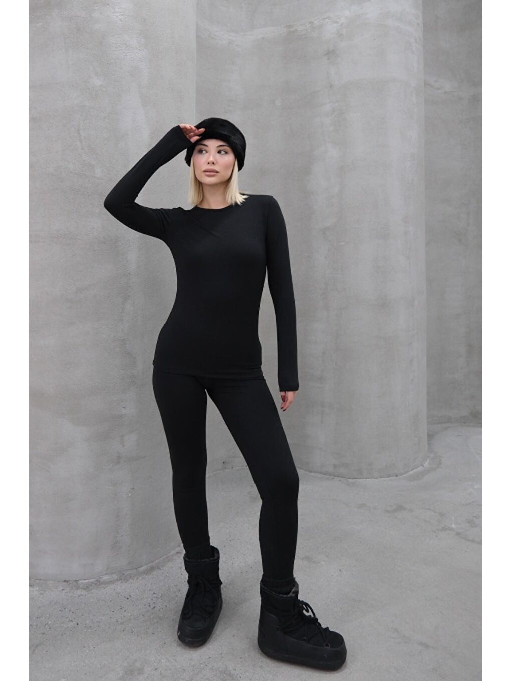 Kadın Uzun Kol Bisiklet Yaka Termal Takım 405152 / 409003 Siyah