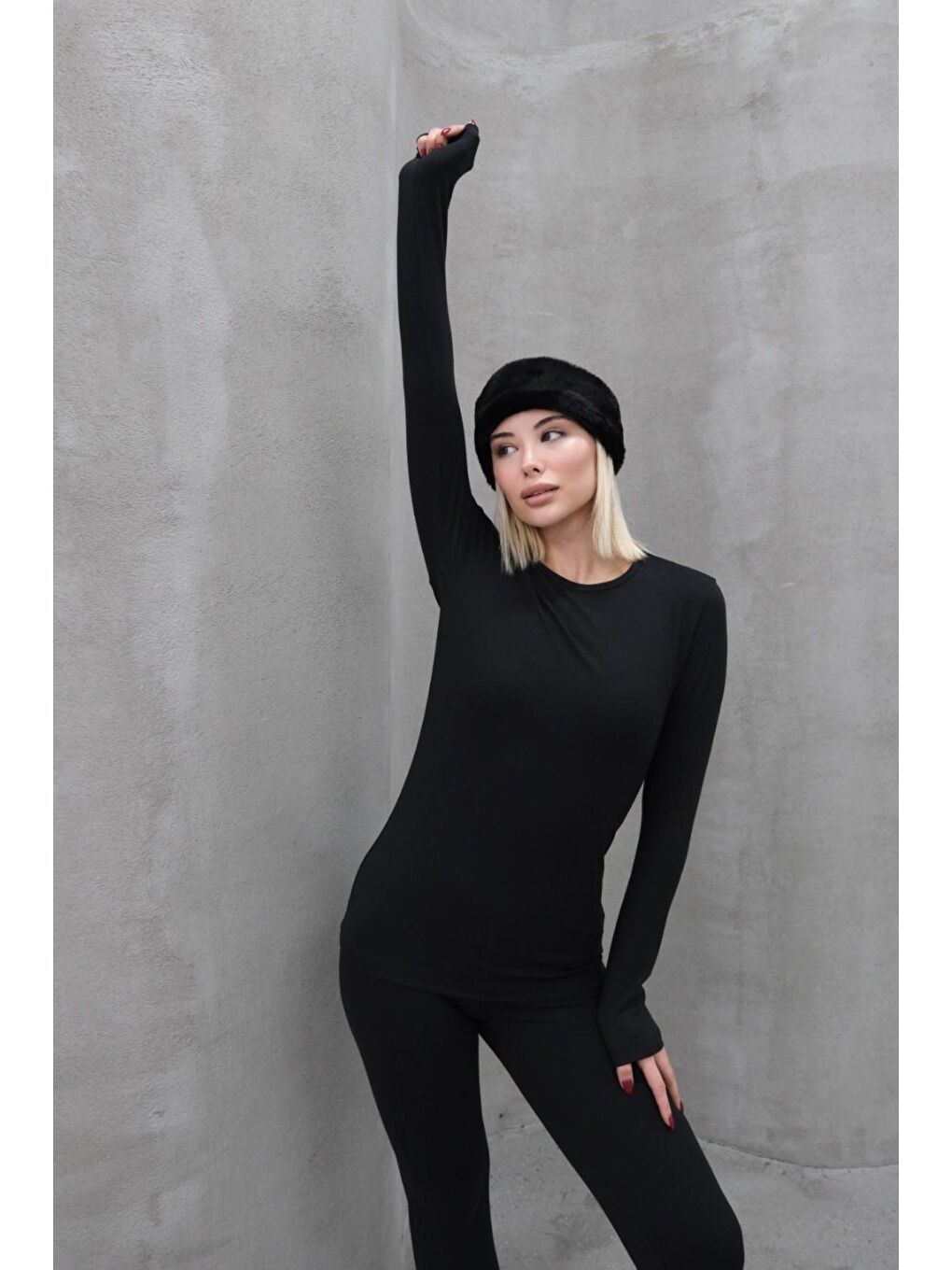 Kadın Uzun Kol Bisiklet Yaka Termal Takım 405152 / 409003 Siyah-3