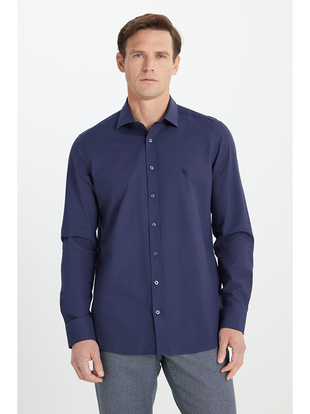Erkek Lacivert %100 Pamuk Slim Fit Dar Kesim Klasik Yaka Armürlü Gömlek-3