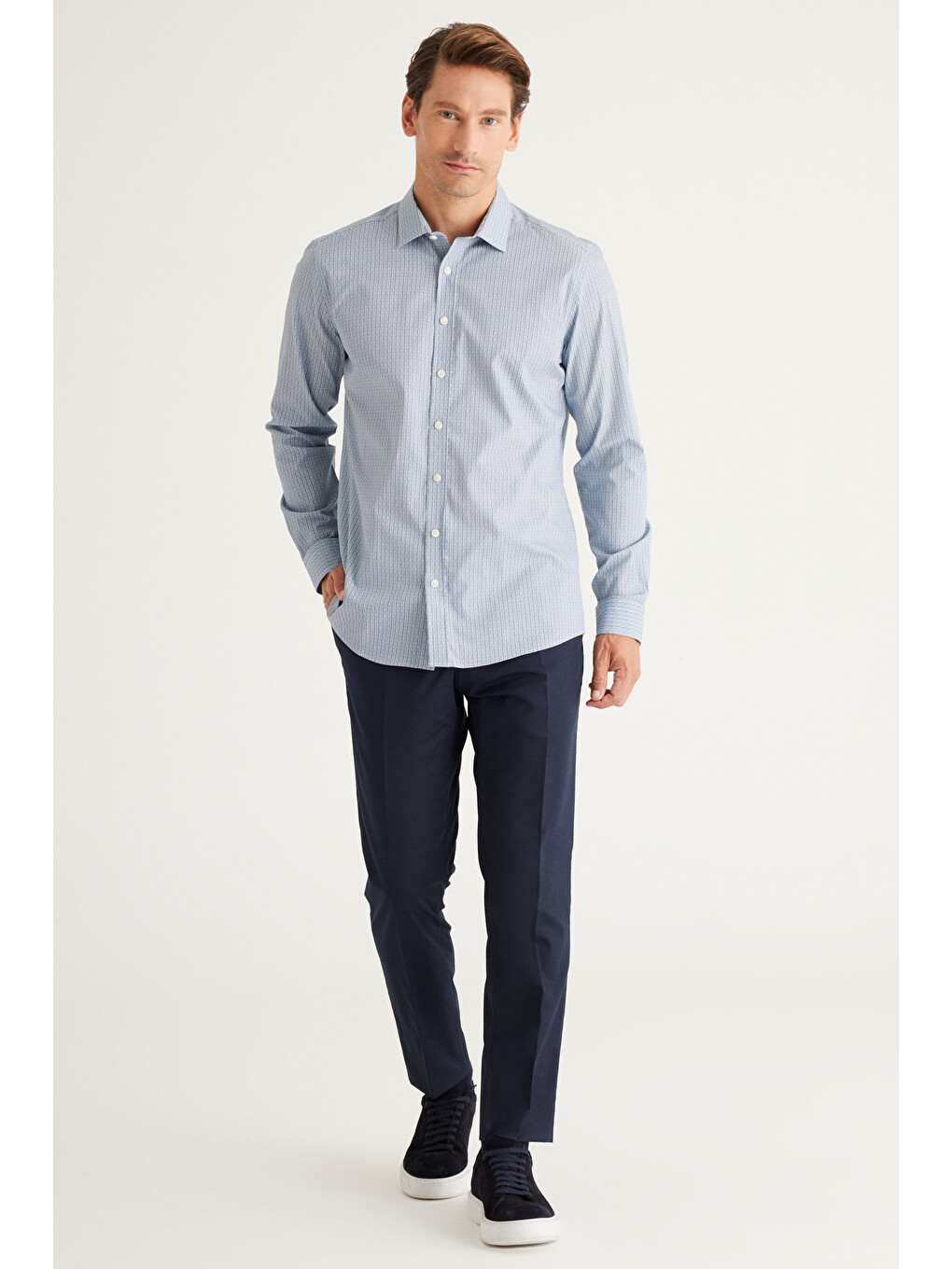 Erkek Beyaz-lacivert Slim Fit Dar Kesim Klasik Yaka %100 Pamuk Baskılı Gömlek-1