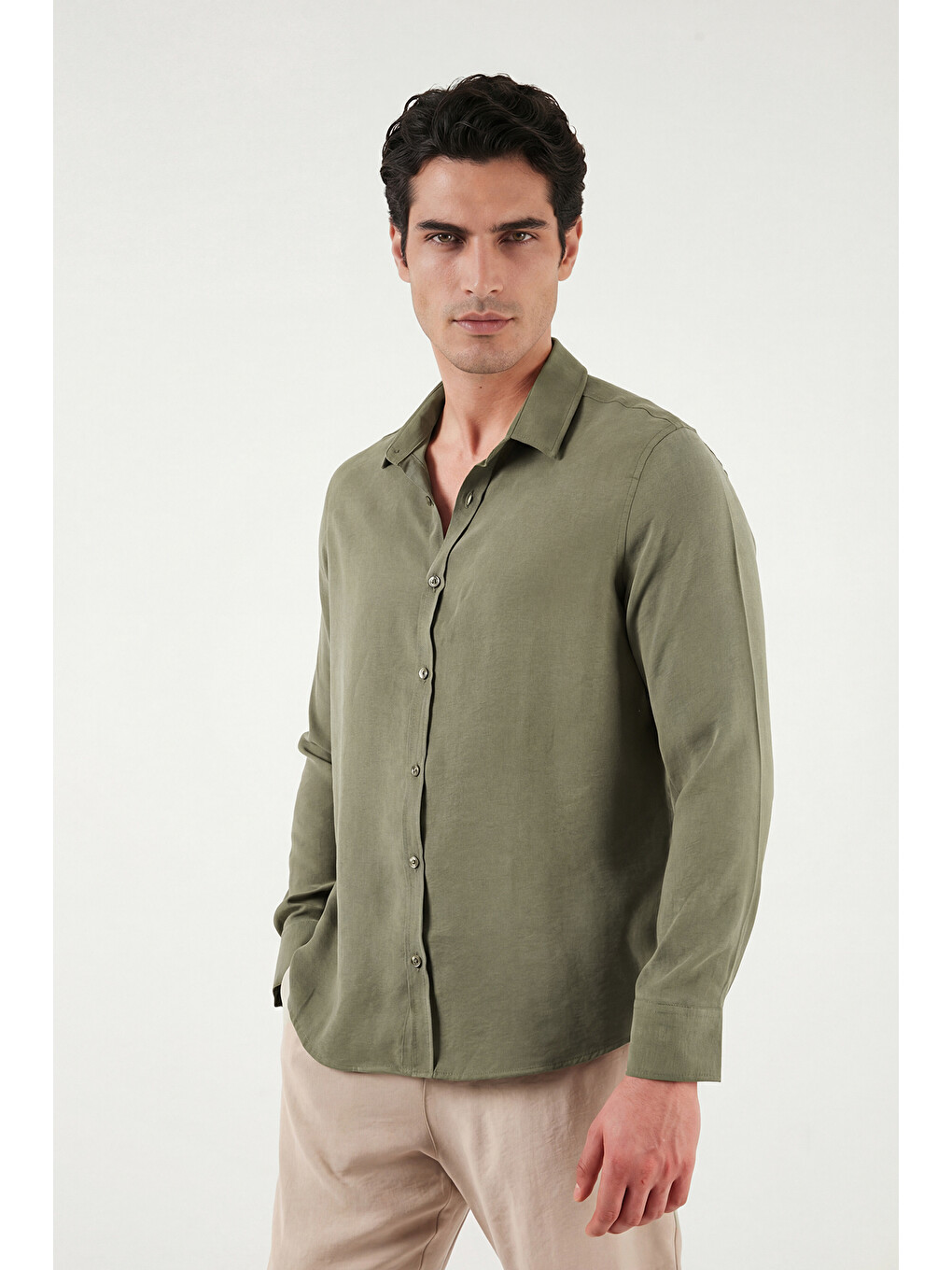 Haki Regular Fit Klasik Yaka Uzun Kollu Gömlek Cf26s121640-4