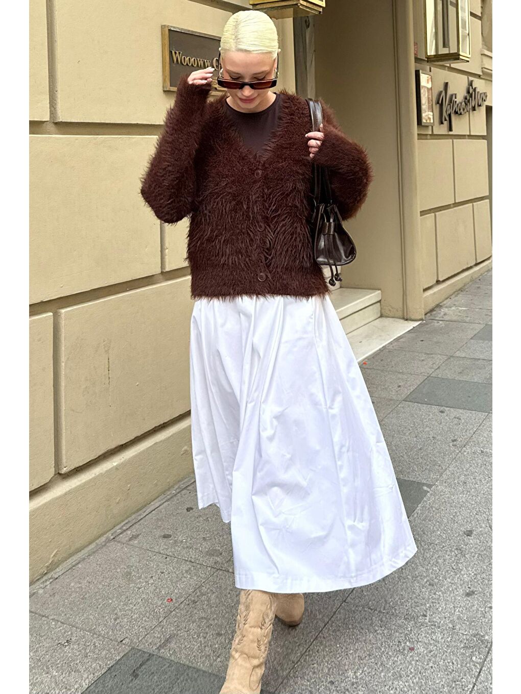 Beyaz Pileli Cepli Kadın Midi Boy Etek Mg2536-6