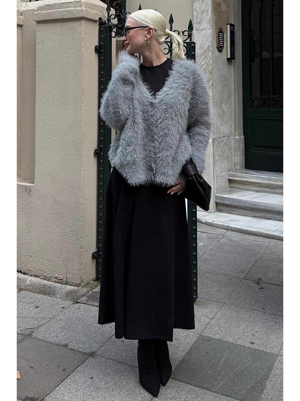 Siyah Pileli Cepli Kadın Midi Boy Etek Mg2536-2