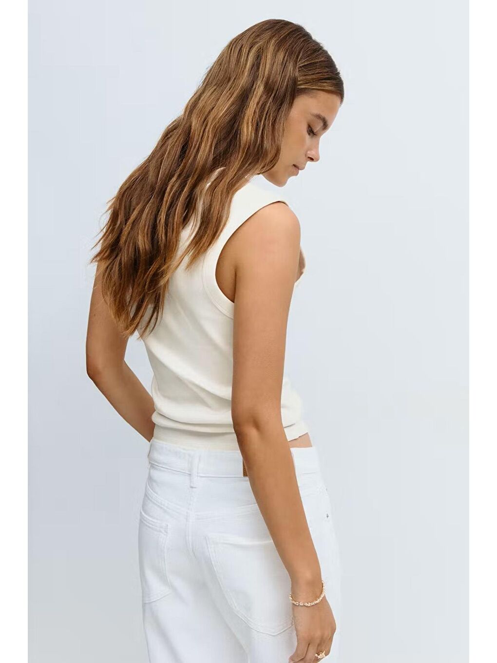 Beyaz V Yaka Biyeli Kadın Atlet Mg2292-1