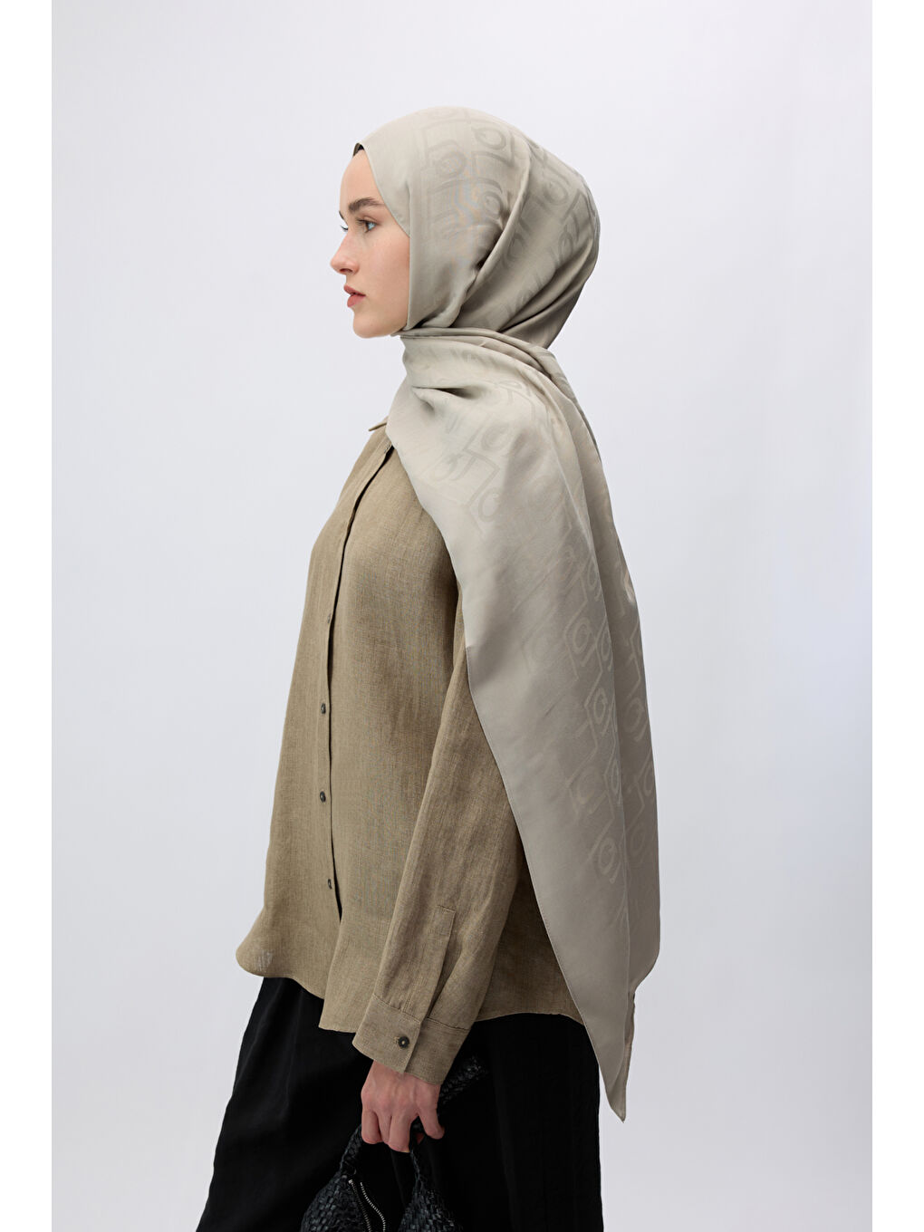 Bej İpek Jakar Monogram Şal Vizon-3