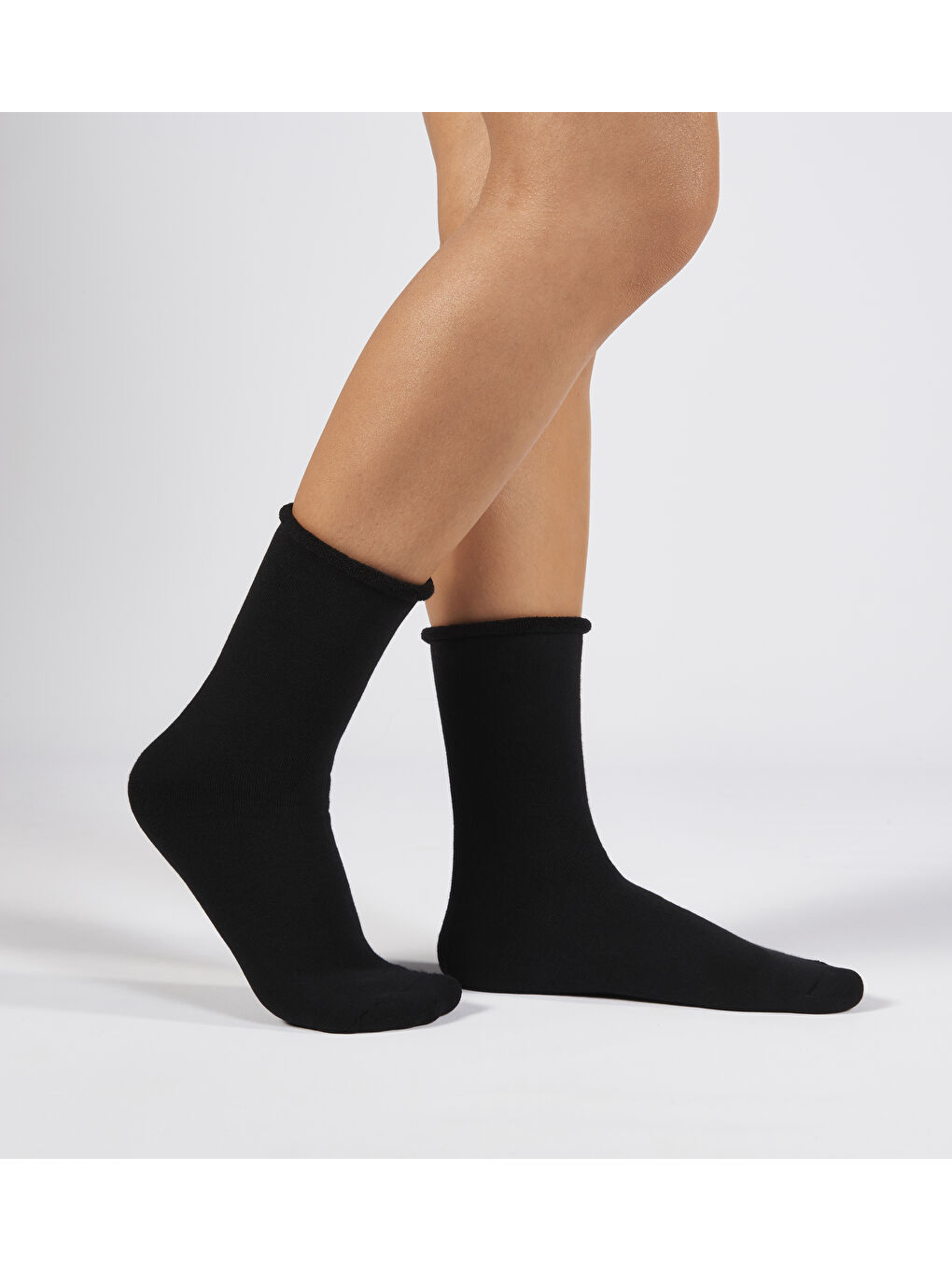 Siyah Pamuklu Lastiksiz Dikişsiz Kadın Soket Havlu Çorap 39-42-4