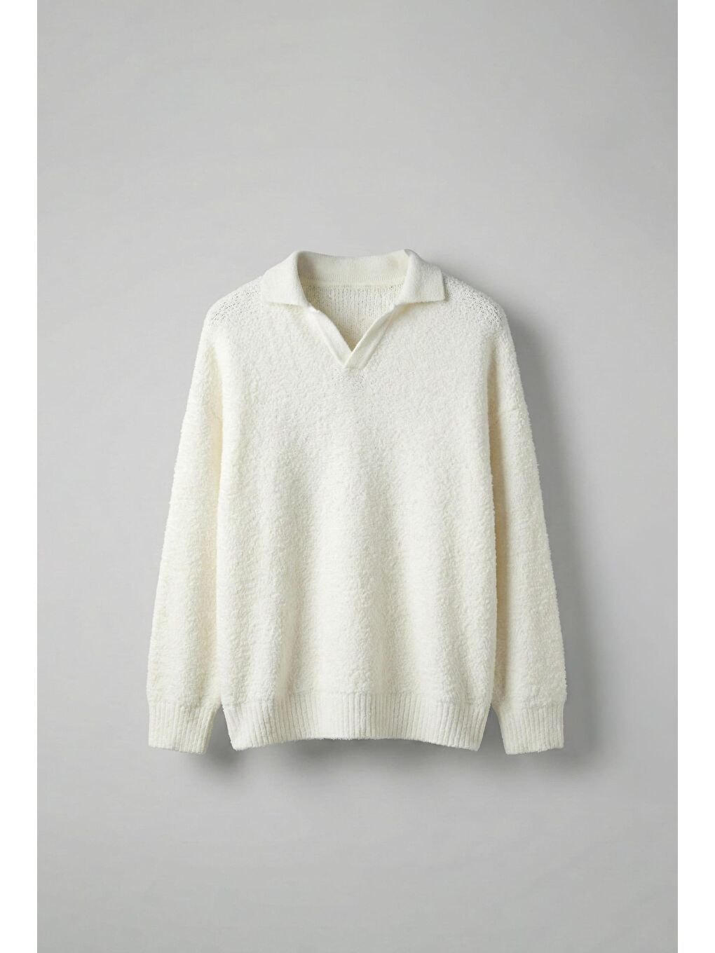 Erkek Oversize Dokulu Kazak Beyaz