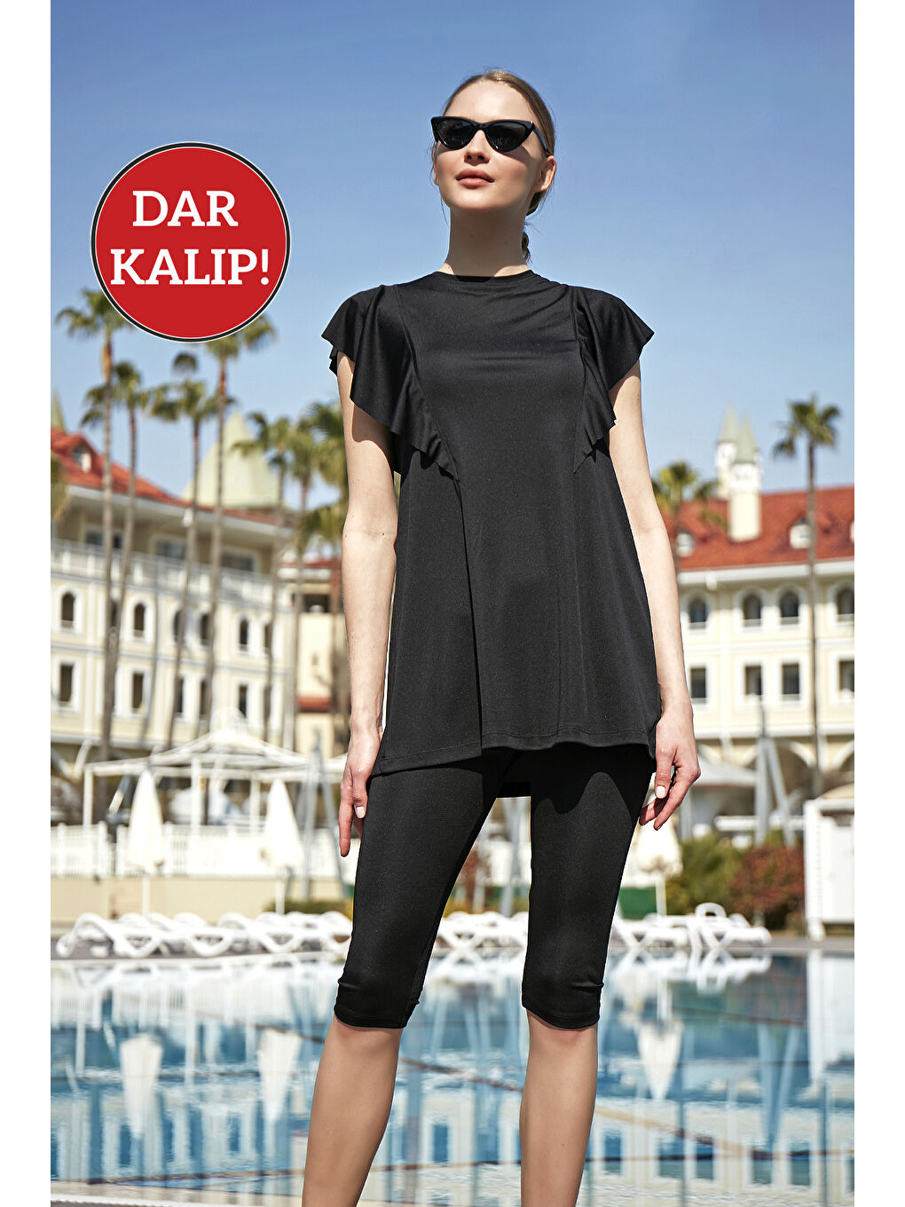 Siyah Fırfır Volan Detaylı Yarı Kapalı Mayo 2150 Hilal