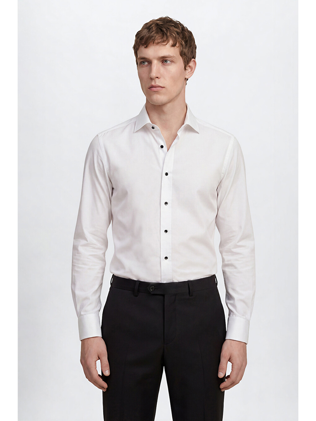 Erkek Beyaz Pamuklu Slim Fit Dar Kesim Ata Yaka Esnek Gömlek