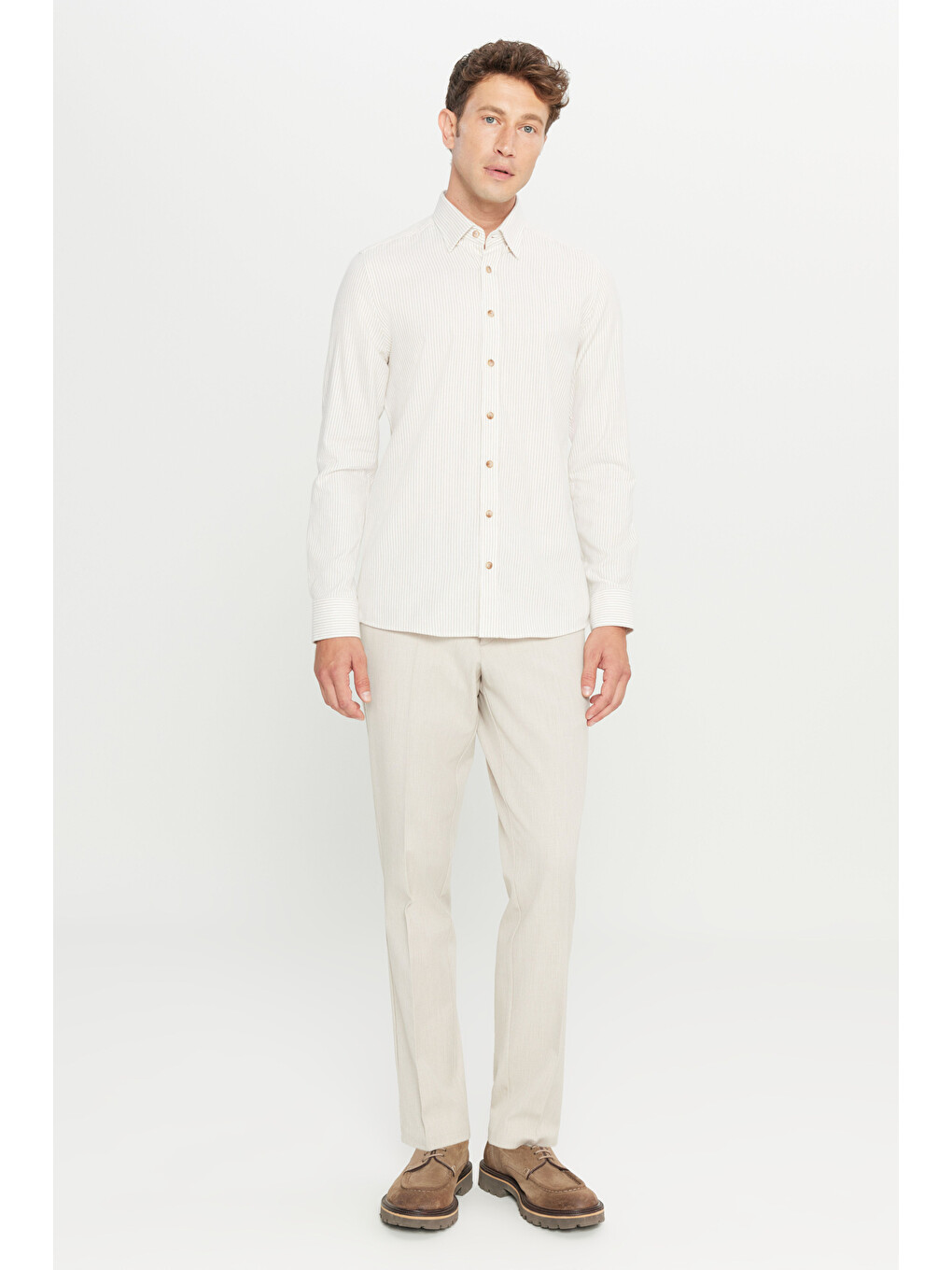 Erkek Ekru-bej %100 Pamuk Flanel Slim Fit Dar Kesim Gizli Düğmeli Yaka Çizgili Gömlek-1