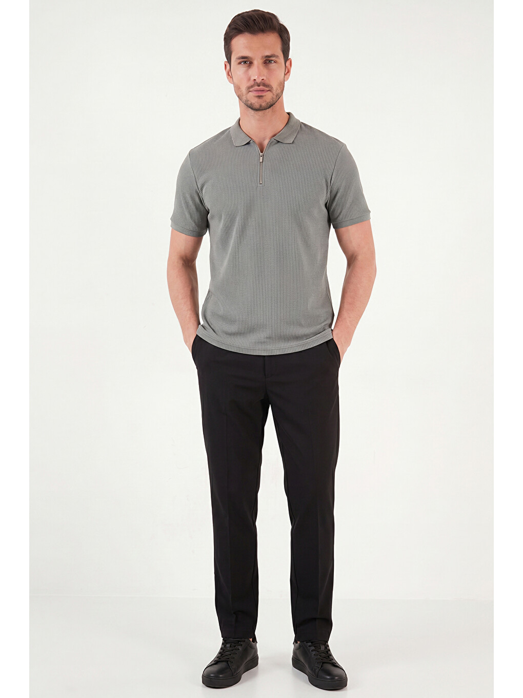 Haki Pamuklu Regular Fit Fermuarlı Polo Yaka %100 Pamuk Tişört 5902738-1