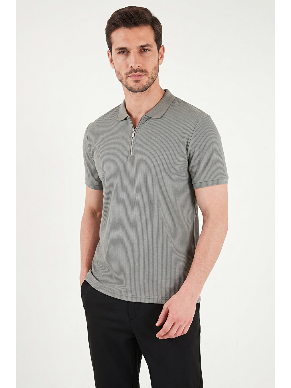 Haki Pamuklu Regular Fit Fermuarlı Polo Yaka %100 Pamuk Tişört 5902738-2