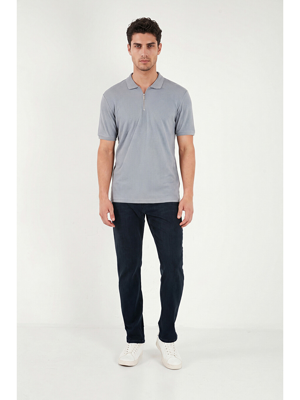 Gri Pamuklu Regular Fit Fermuarlı Polo Yaka %100 Pamuk Tişört 5902738-1