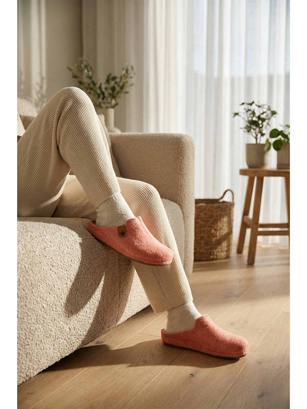 Pembe Keçe Kışlık Ev Terlik 6711002