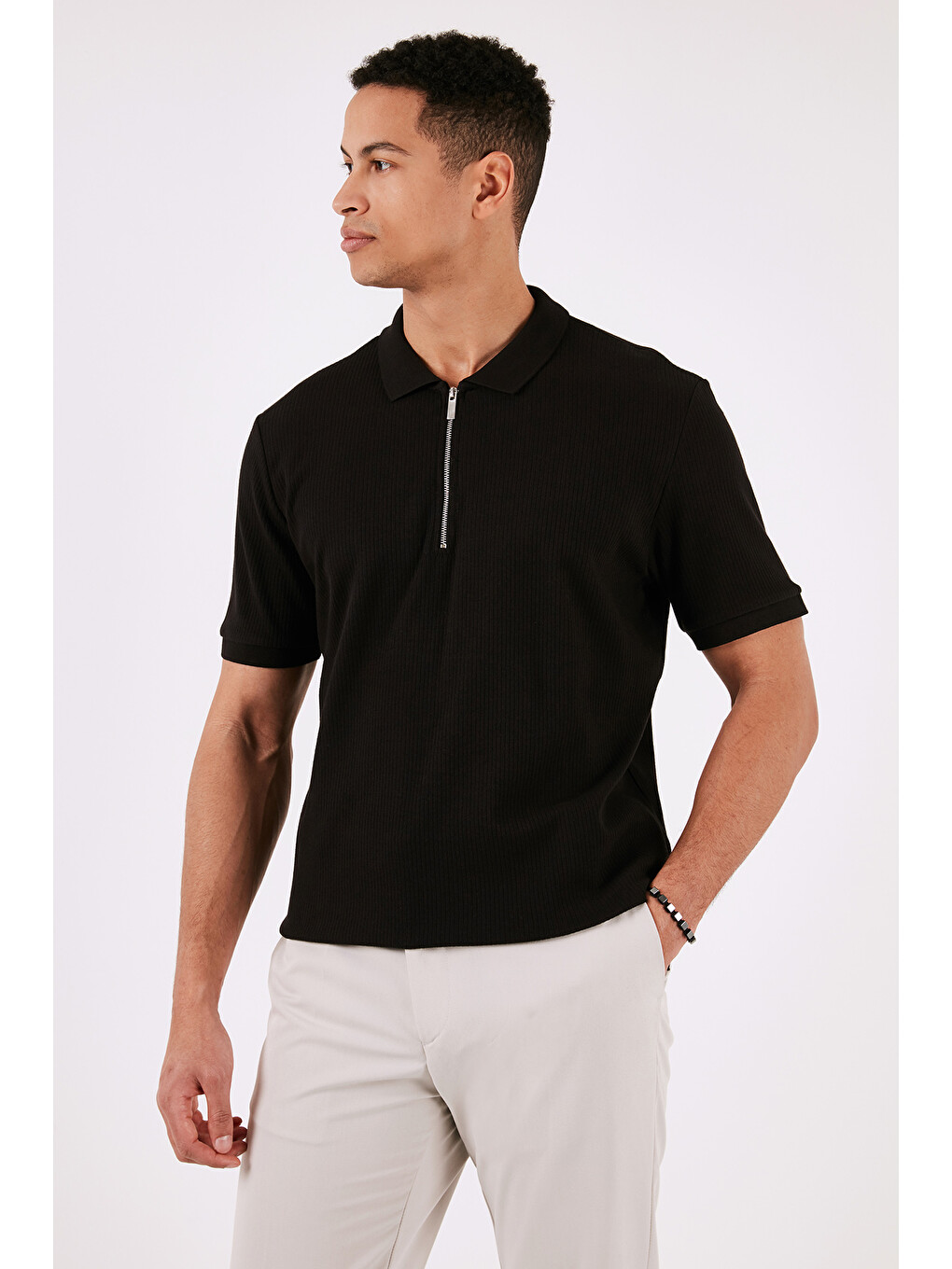 Siyah Pamuklu Regular Fit Fermuarlı Erkek Polo Yaka T Shirt 5902738-3